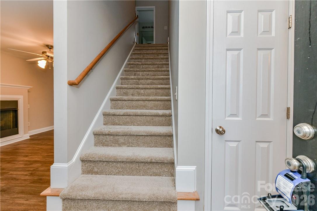 1002 Hannah Place Property Photo 4