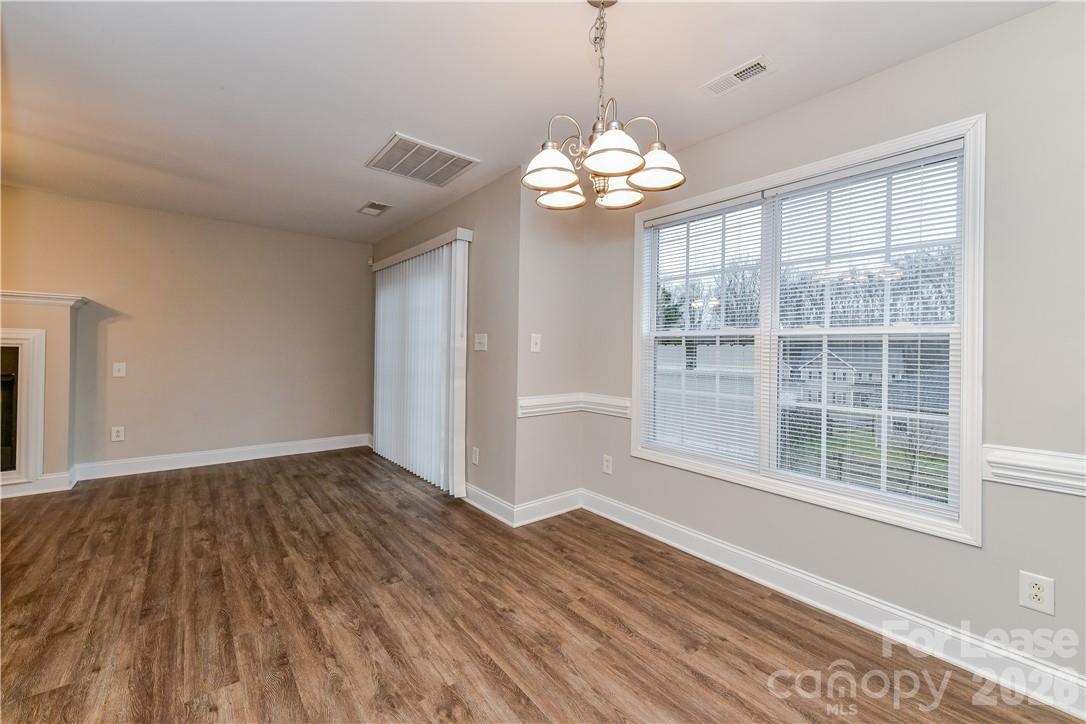 1002 Hannah Place Property Photo 17