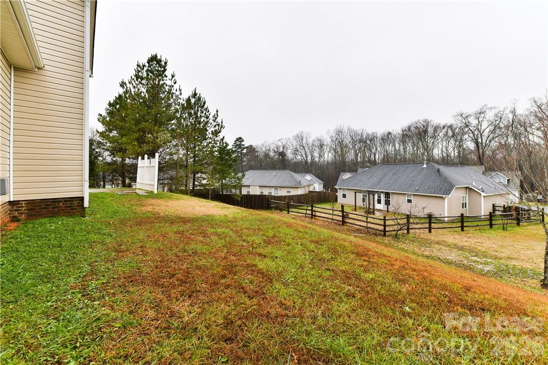 1002 Hannah Place Property Photo 36
