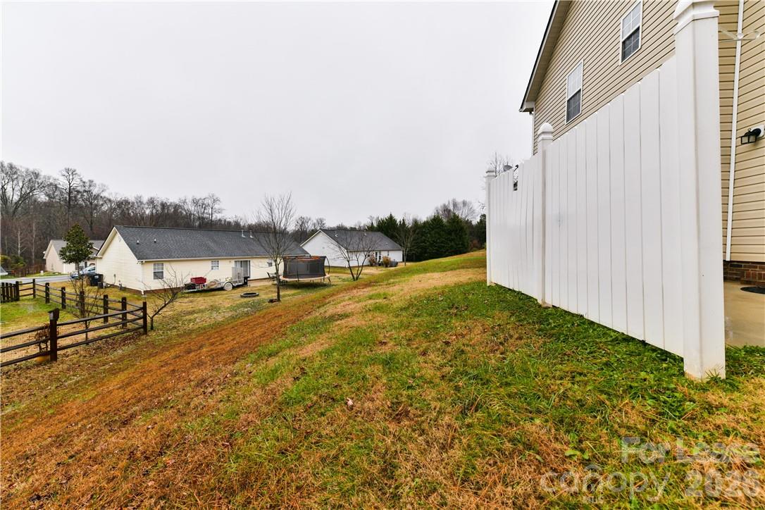 1002 Hannah Place Property Photo 37