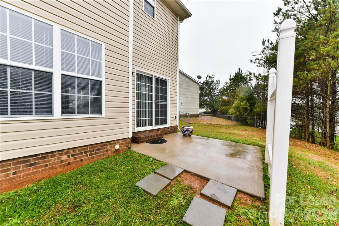 1002 Hannah Place Property Photo 38