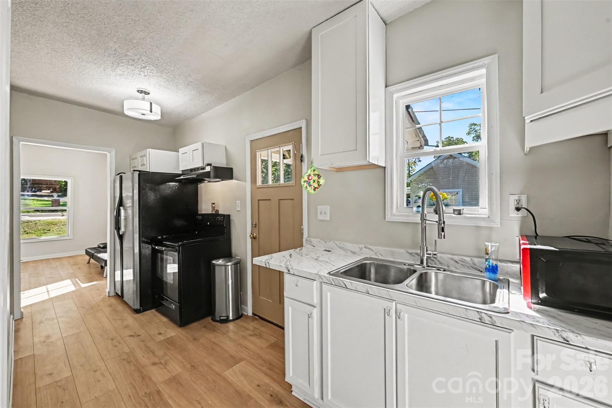 132 Loomis Street Property Photo 13