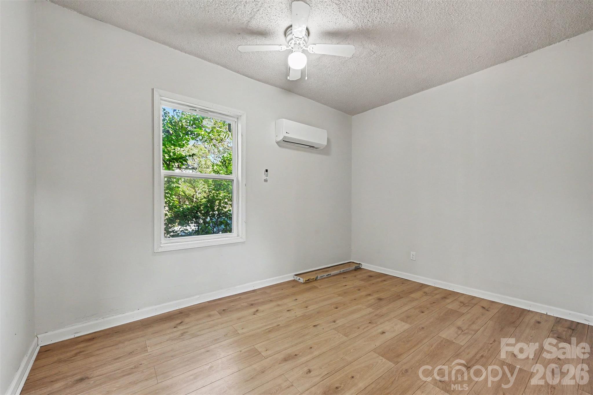 132 Loomis Street Property Photo 14