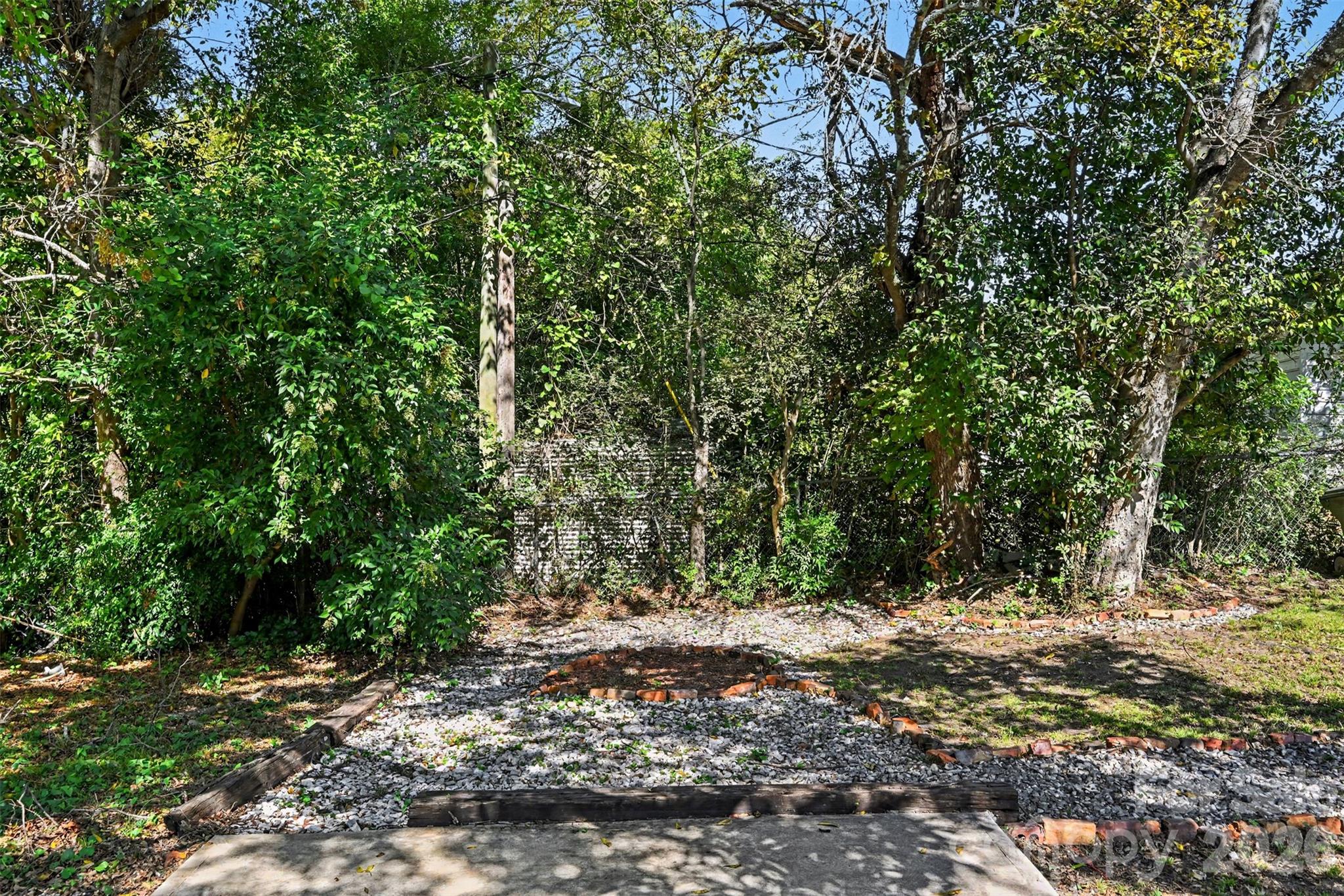 132 Loomis Street Property Photo 26