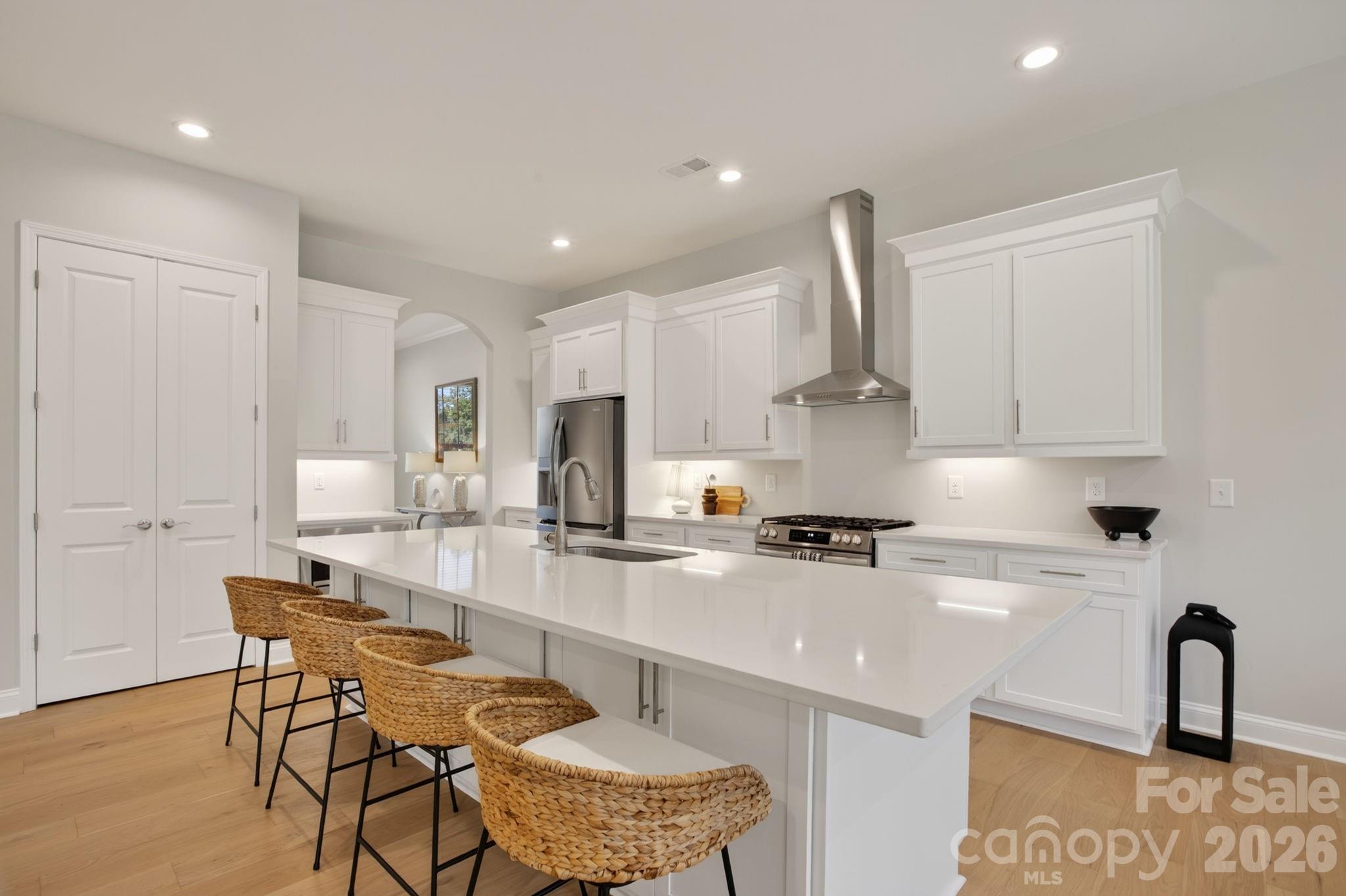 200 Lord Byron Lane Property Photo 11