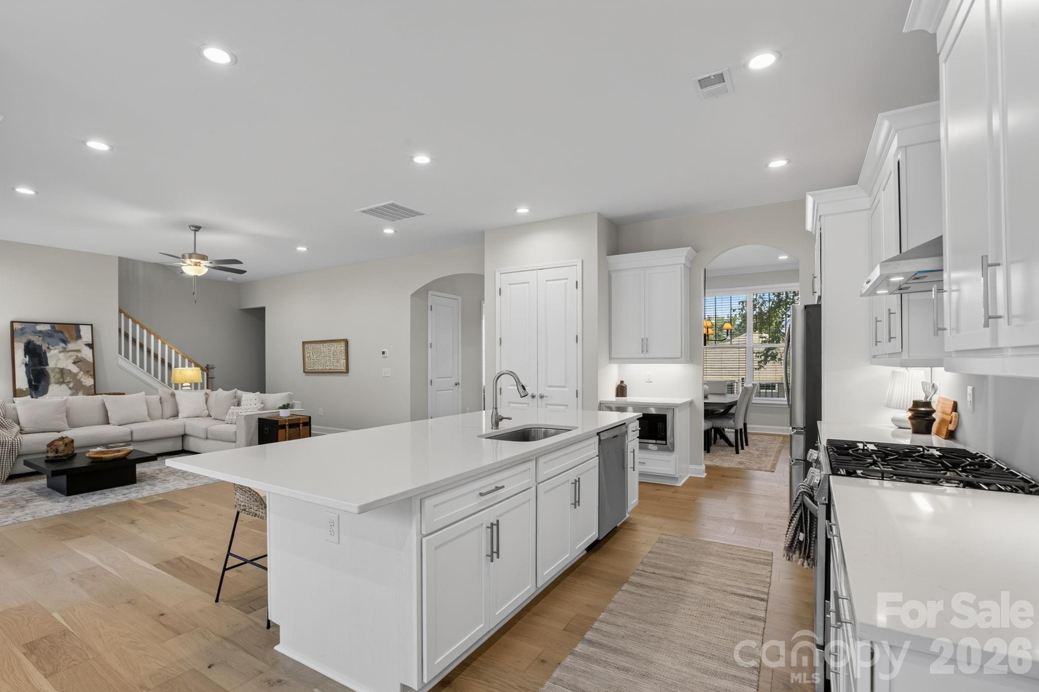 200 Lord Byron Lane Property Photo 13