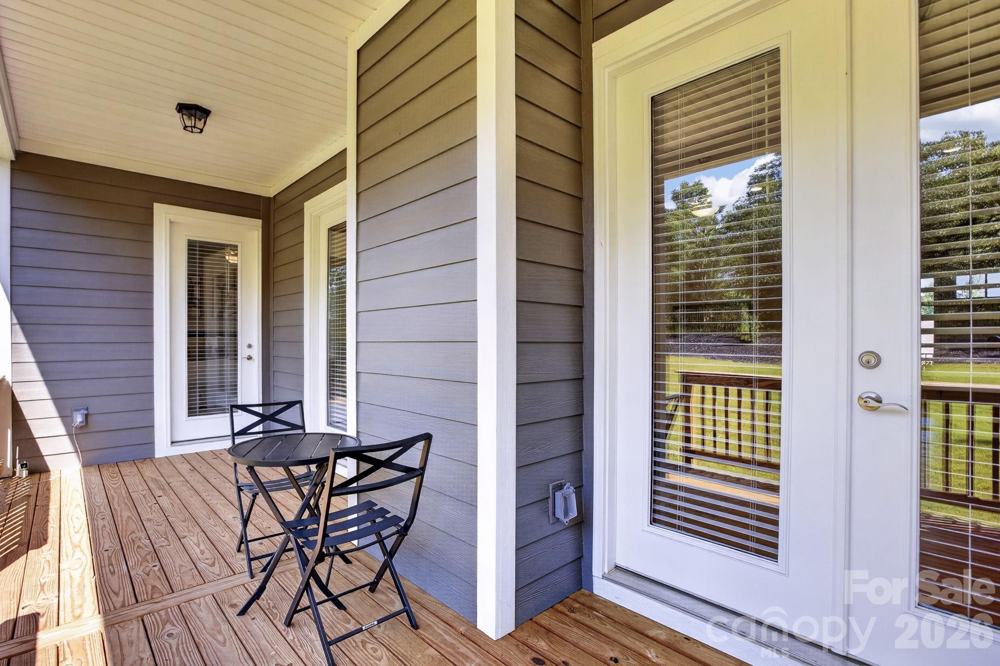 200 Lord Byron Lane Property Photo 35