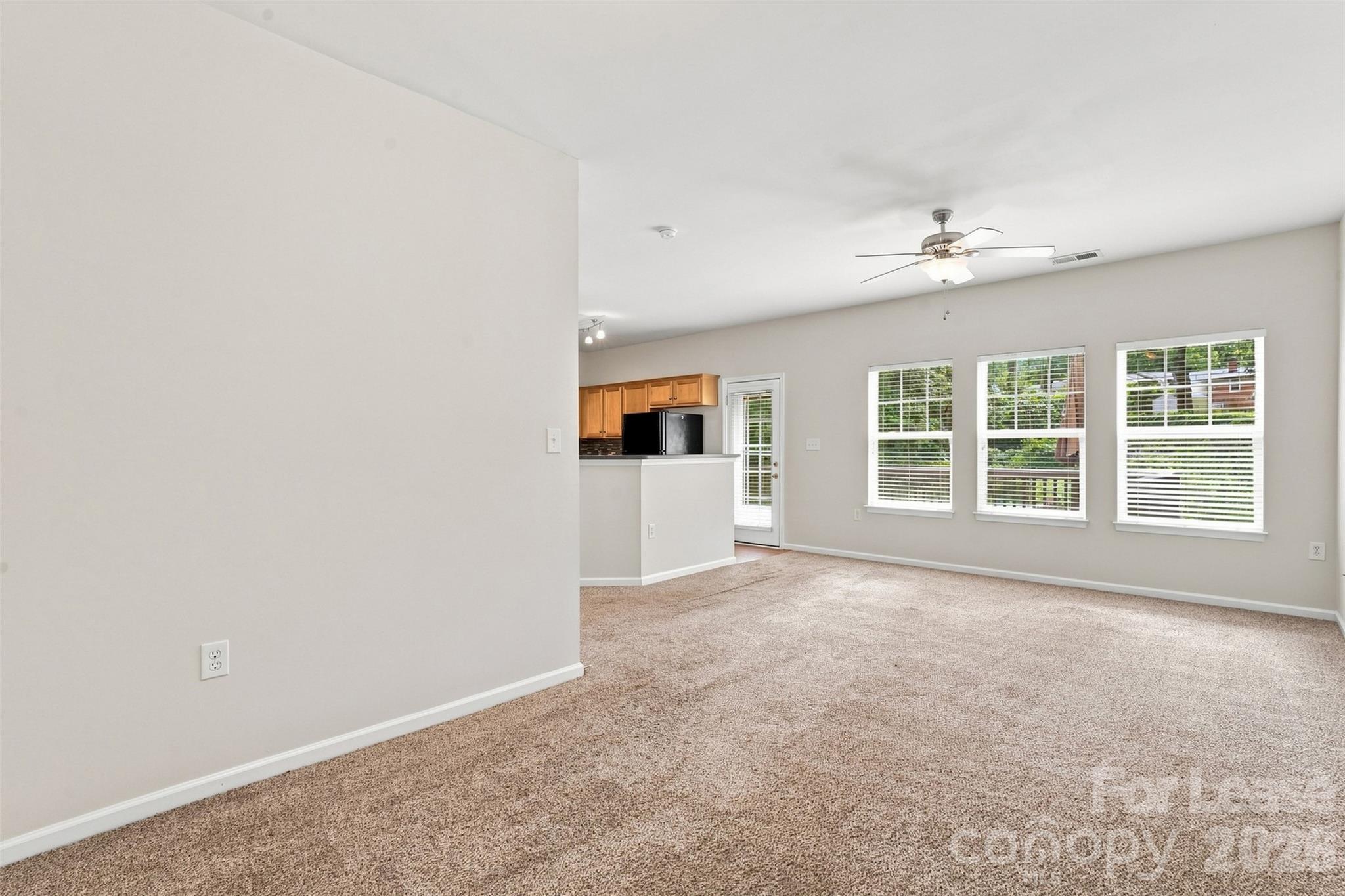 345 Doughton Lane Property Photo 6