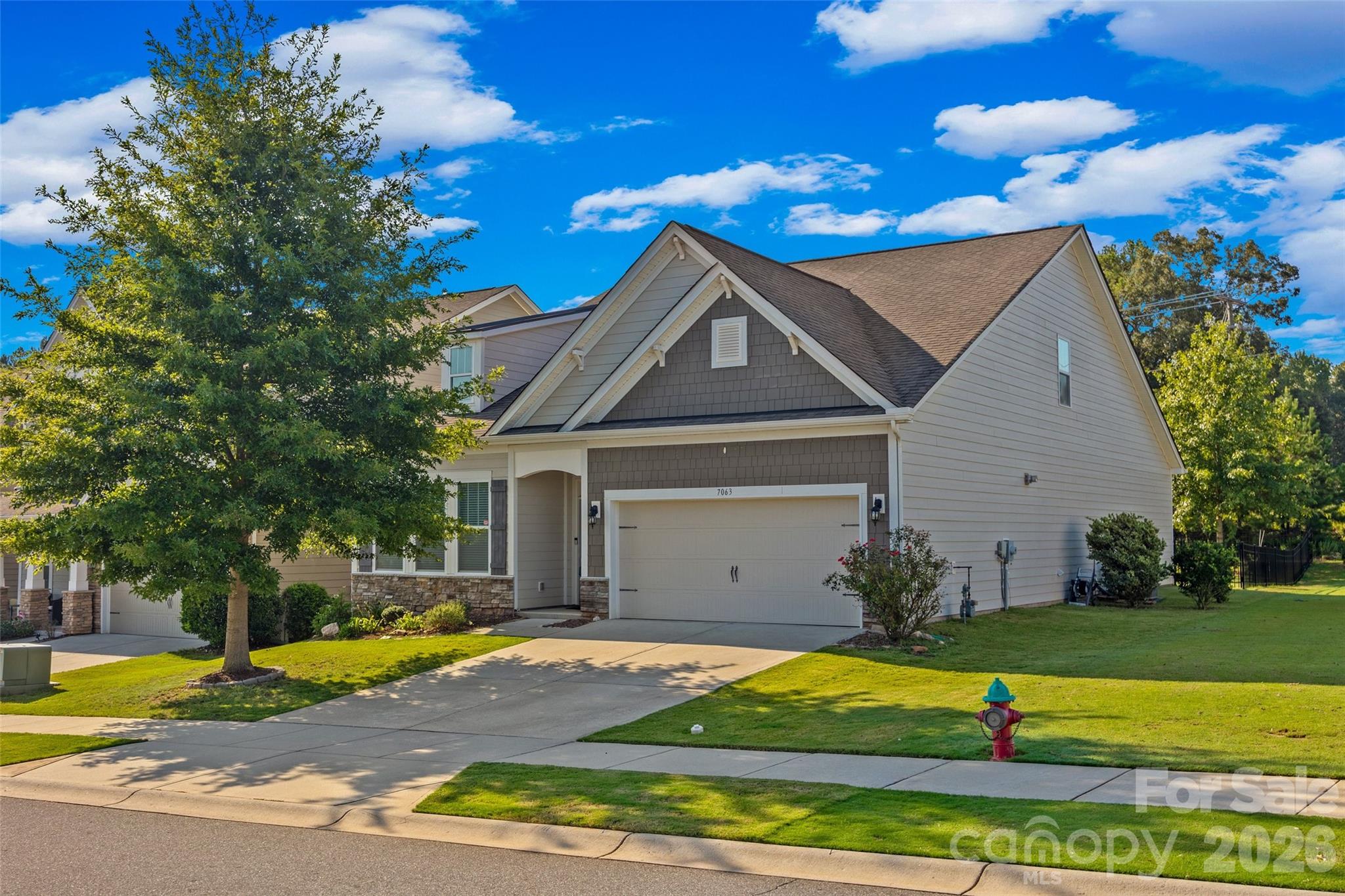 7063 Chrysanthemum Road Property Photo 1