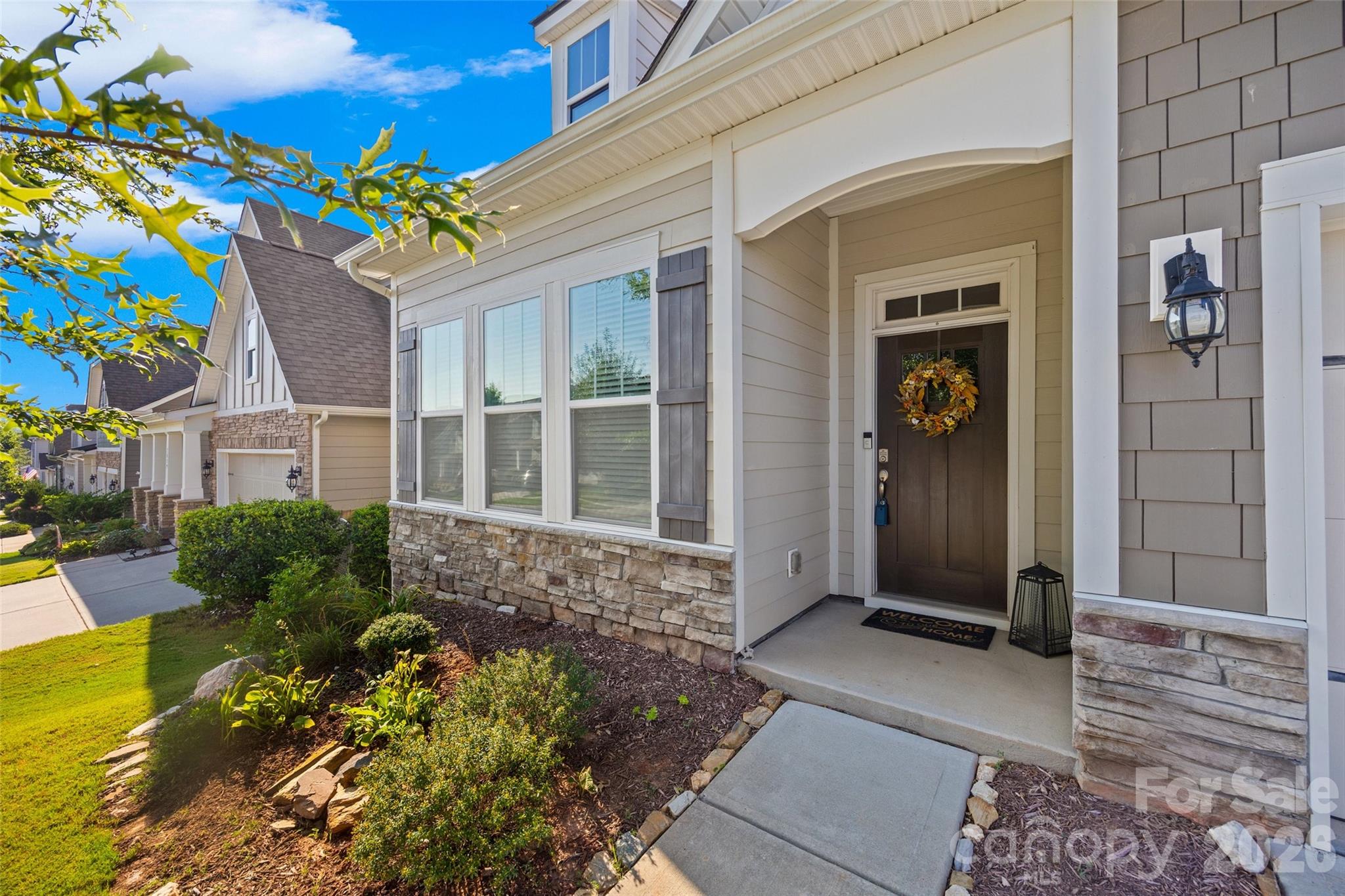 7063 Chrysanthemum Road Property Photo 2
