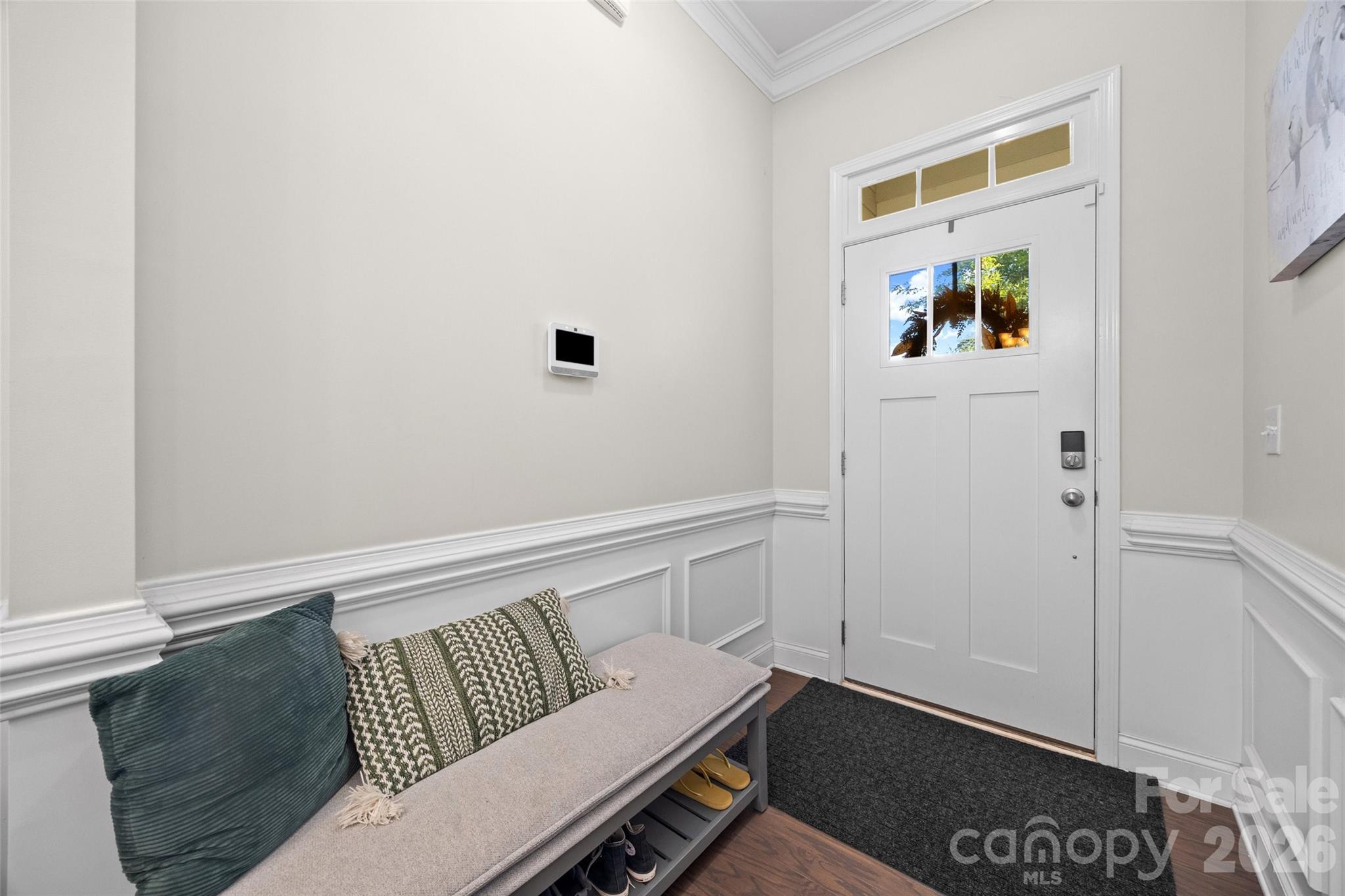 7063 Chrysanthemum Road Property Photo 3