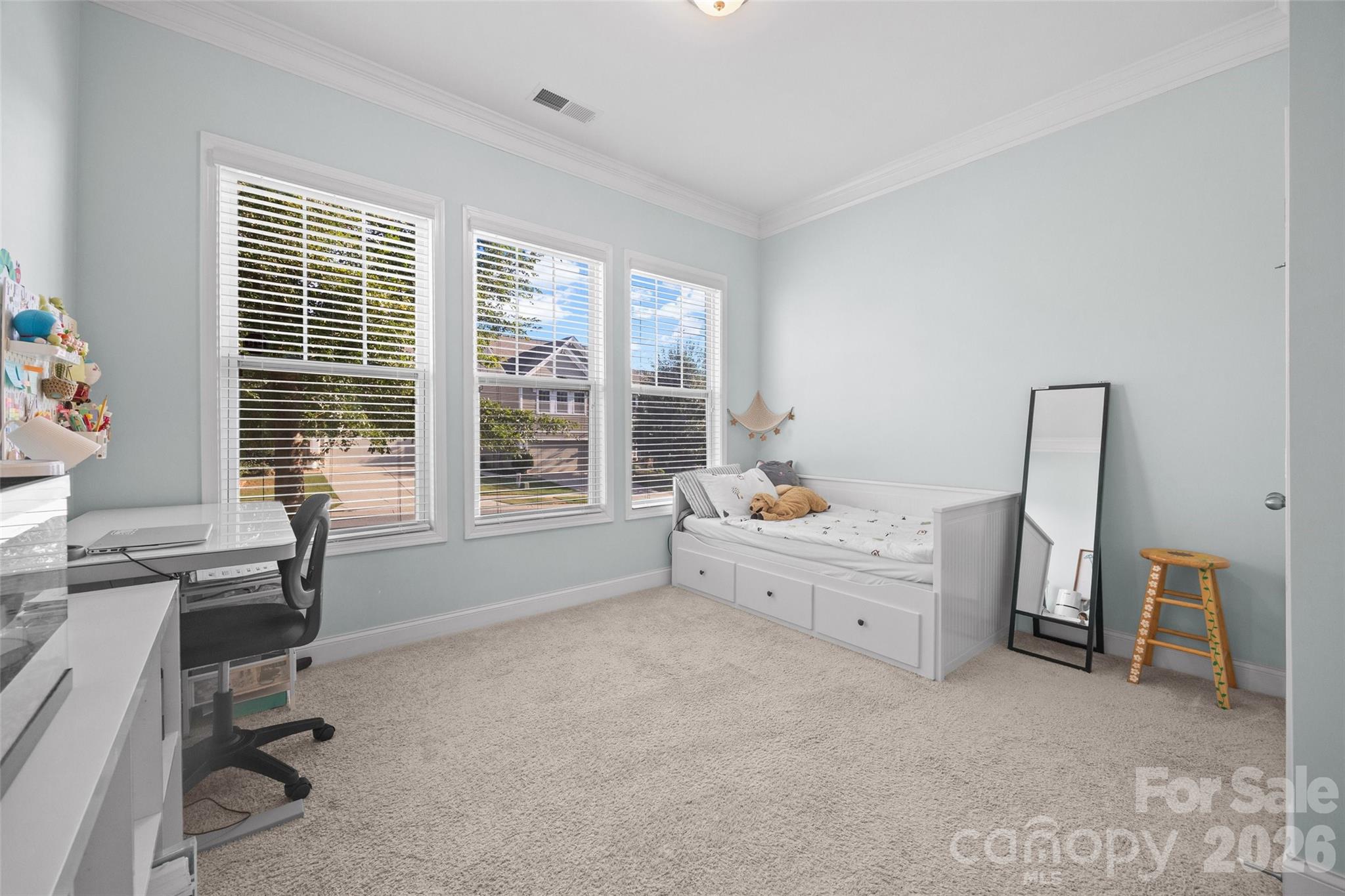 7063 Chrysanthemum Road Property Photo 4