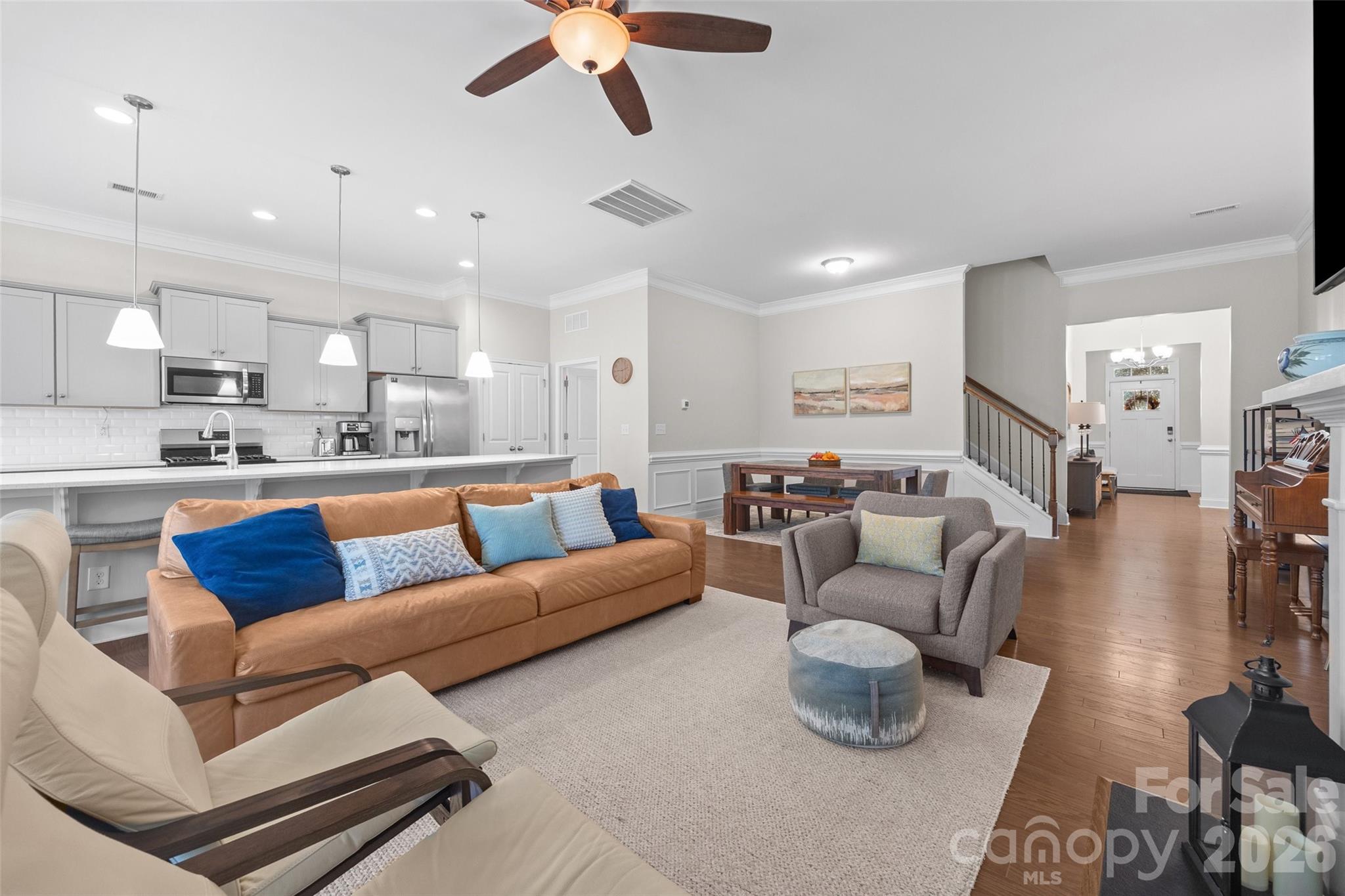 7063 Chrysanthemum Road Property Photo 11