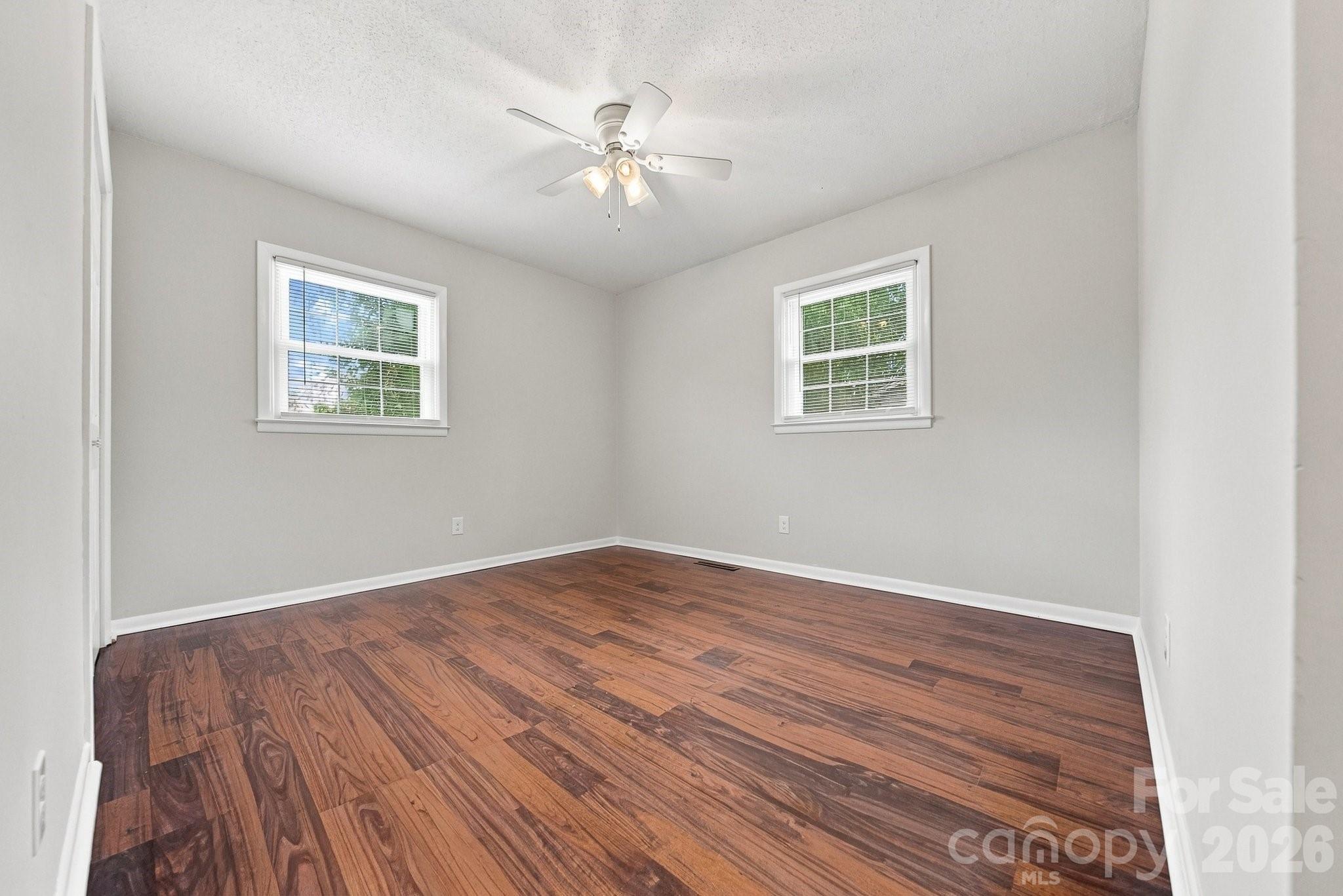 2219 36th Avenue Property Photo 21