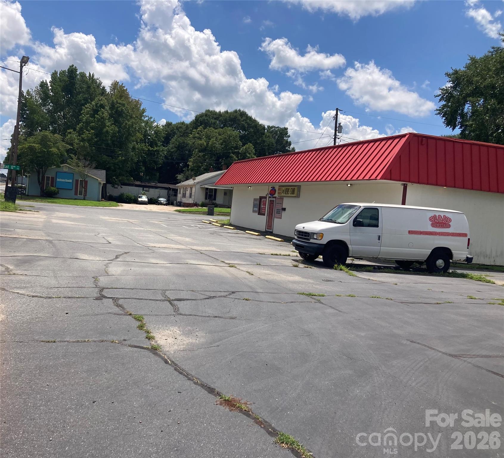 1201 N Cannon Boulevard Property Photo 4
