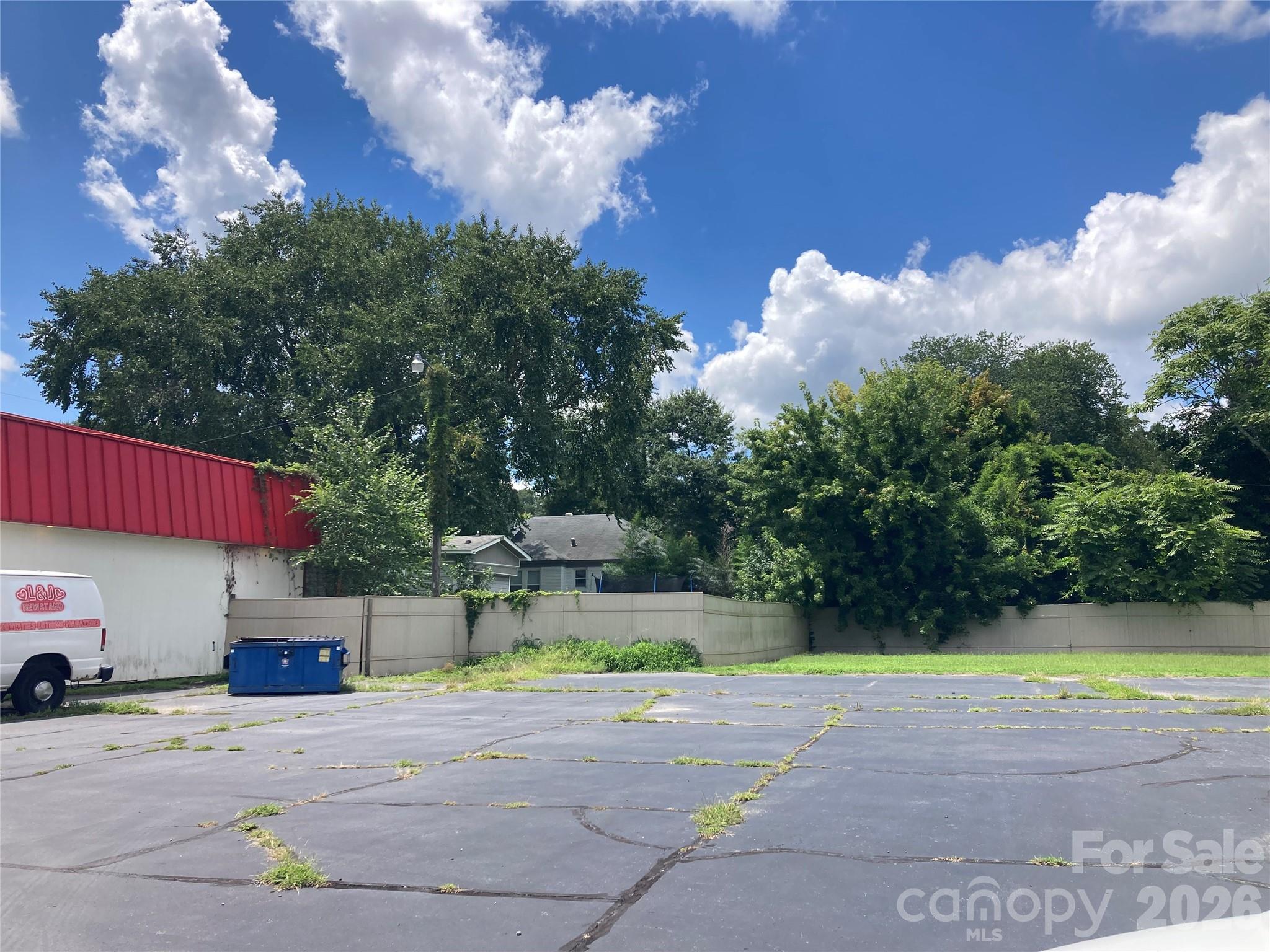 1201 N Cannon Boulevard Property Photo 8