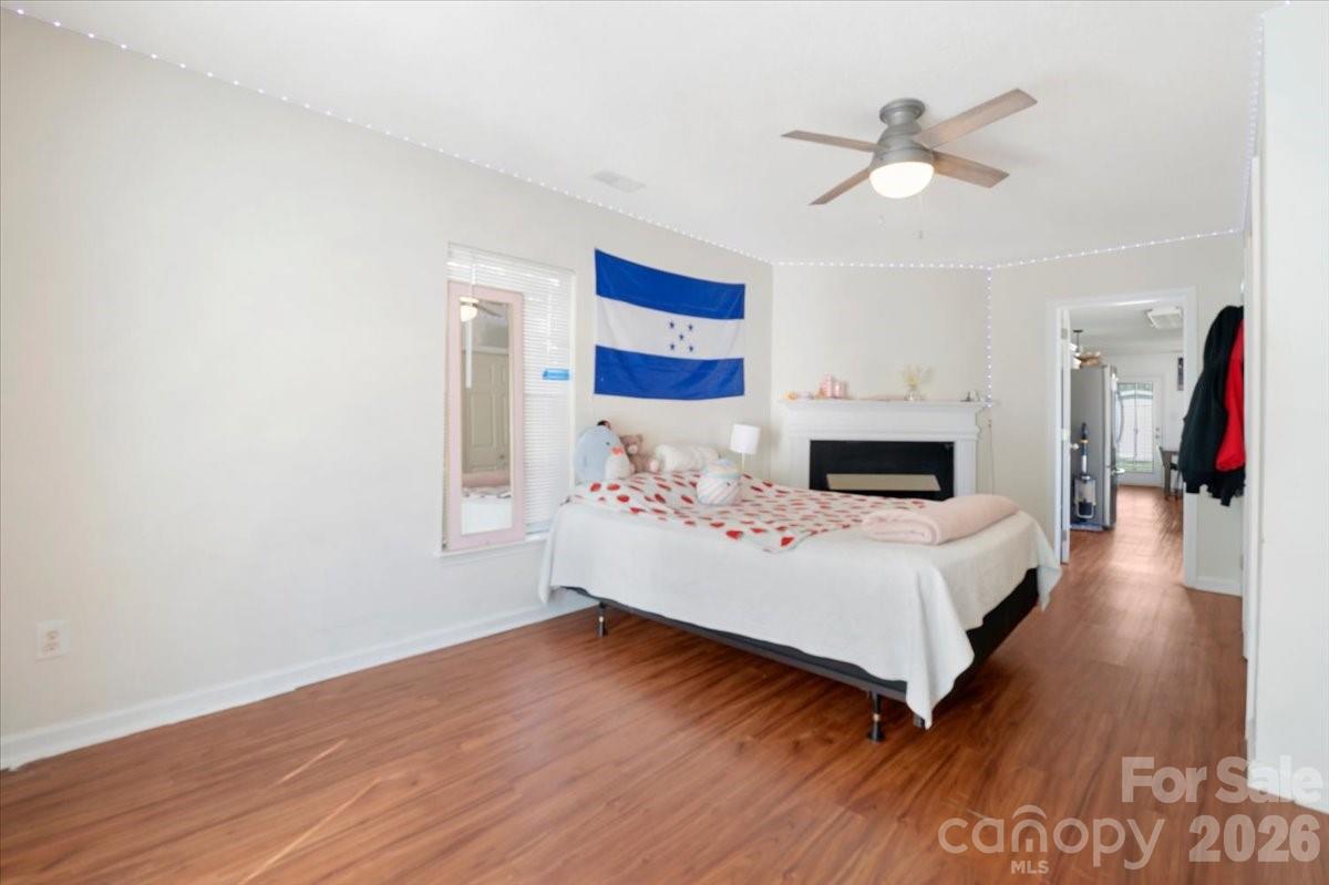 9828 Northwoods Forest Drive Property Photo 15