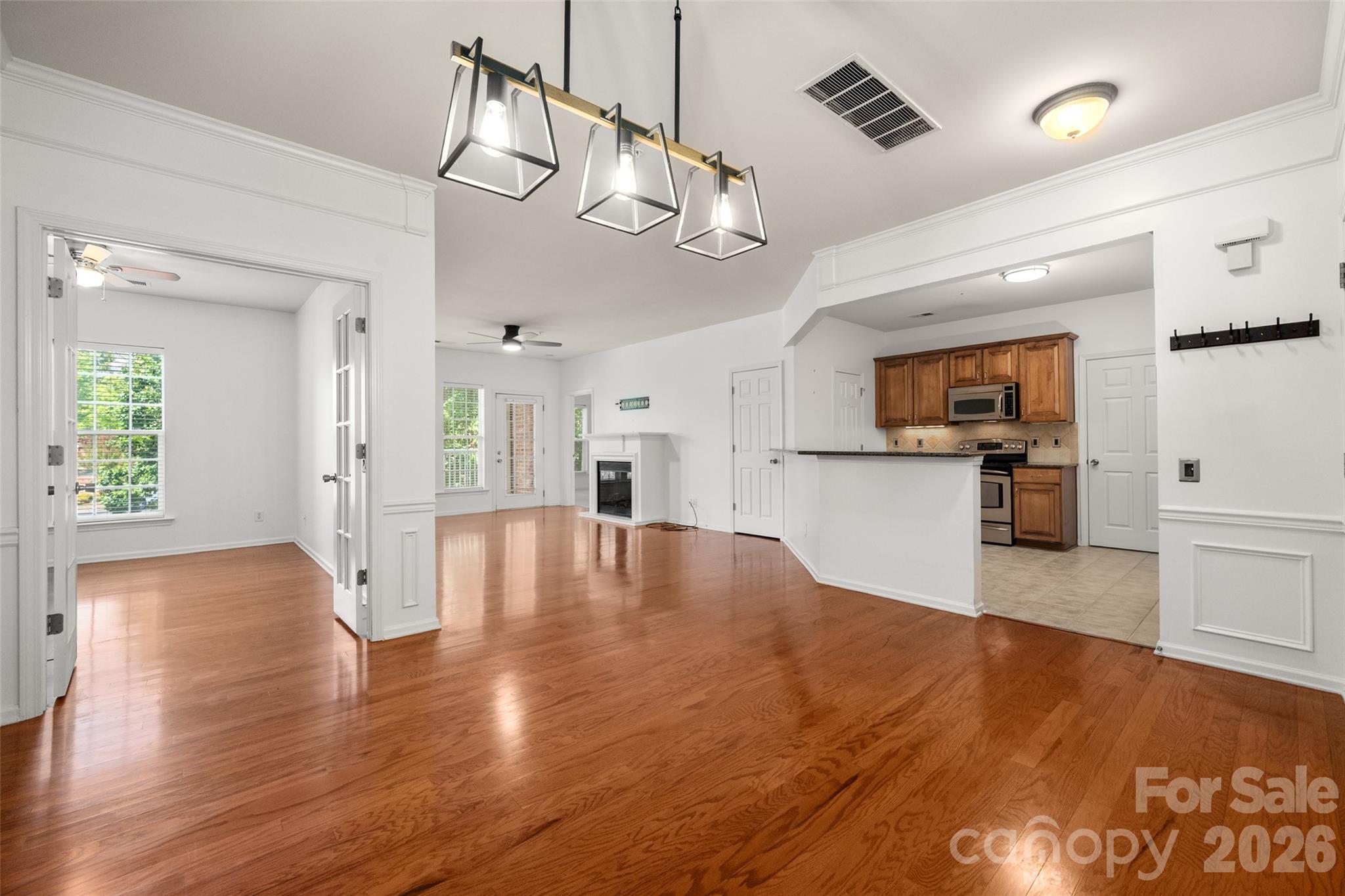11530 Costigan Lane Property Photo 10