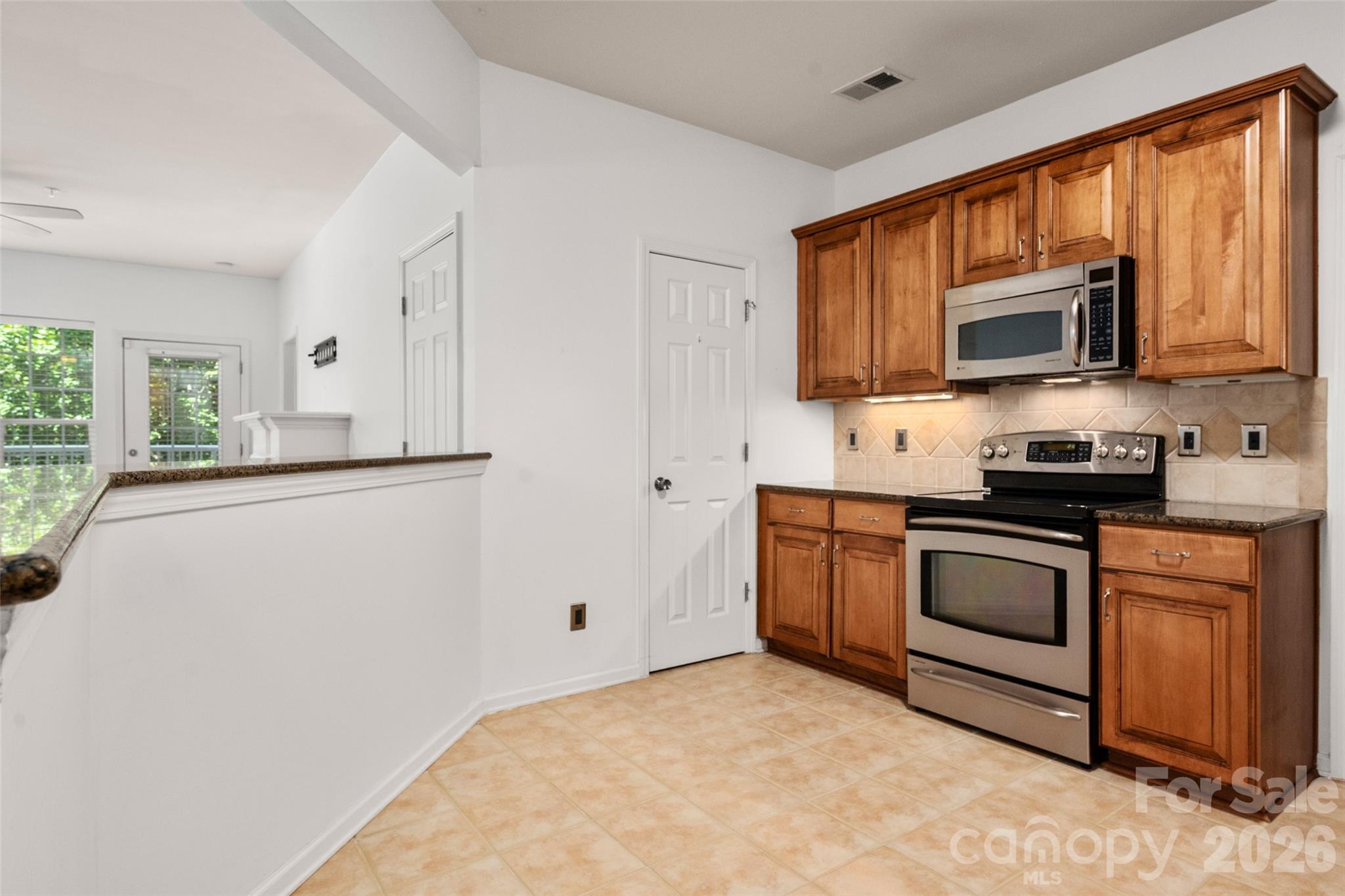 11530 Costigan Lane Property Photo 18