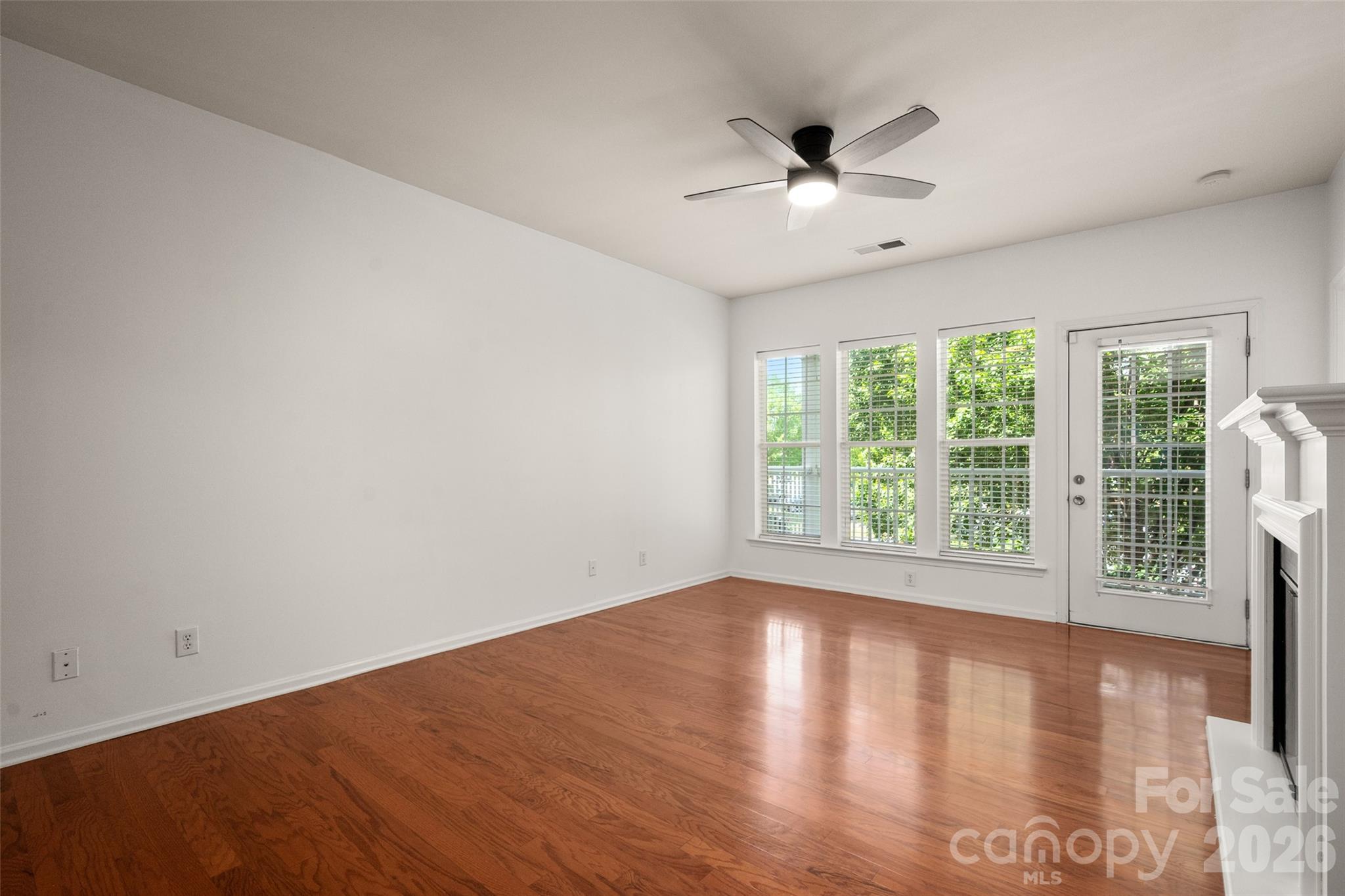 11530 Costigan Lane Property Photo 20