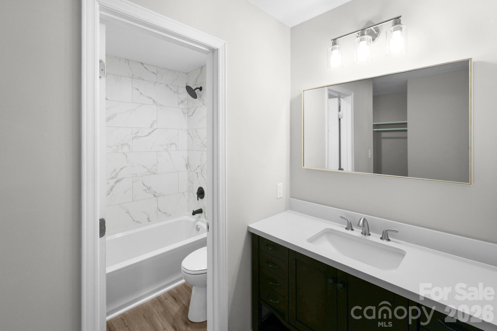 11529 Turn Stone Court Property Photo 9