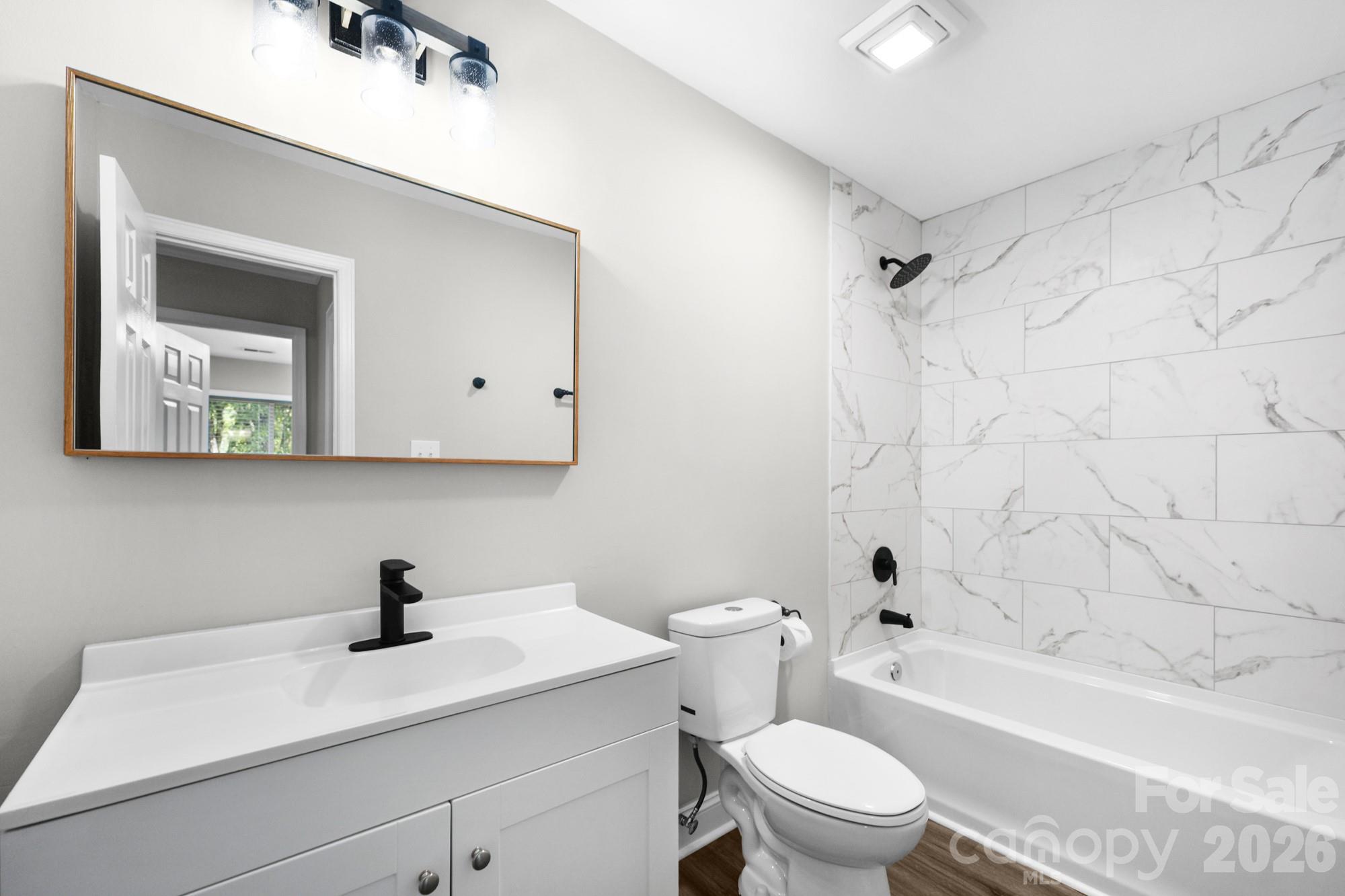 11529 Turn Stone Court Property Photo 33