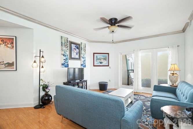 401 N Church Street 607 Property Photo 2