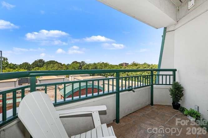401 N Church Street 607 Property Photo 20