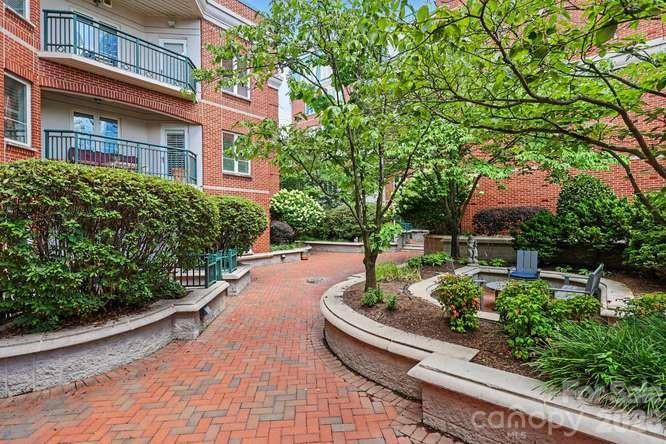 401 N Church Street 607 Property Photo 26