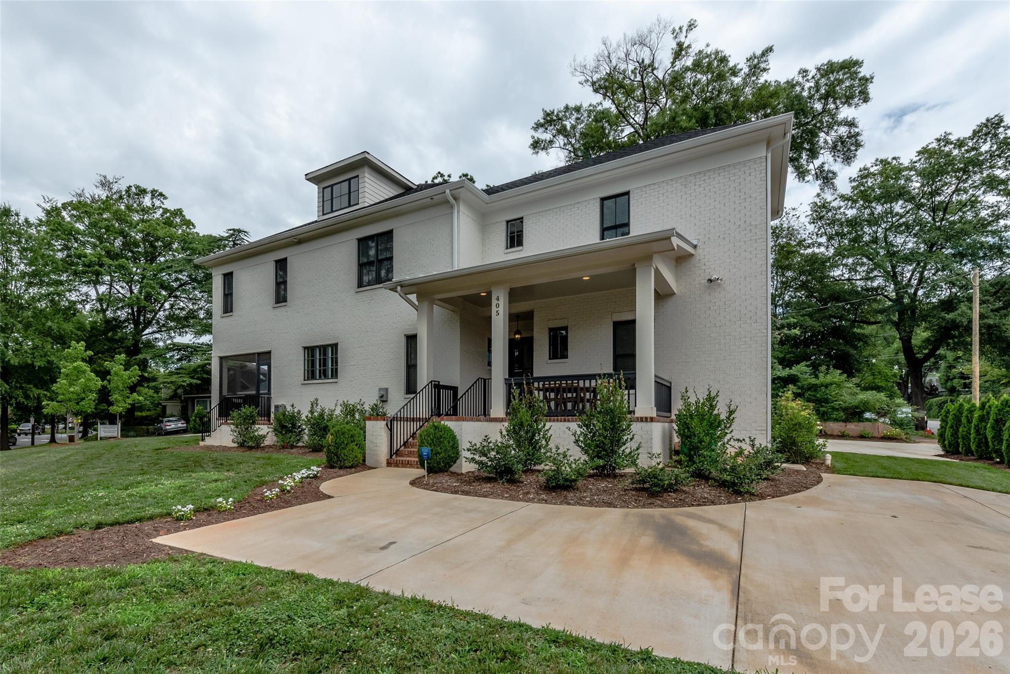 405 Louise Avenue Property Photo 1