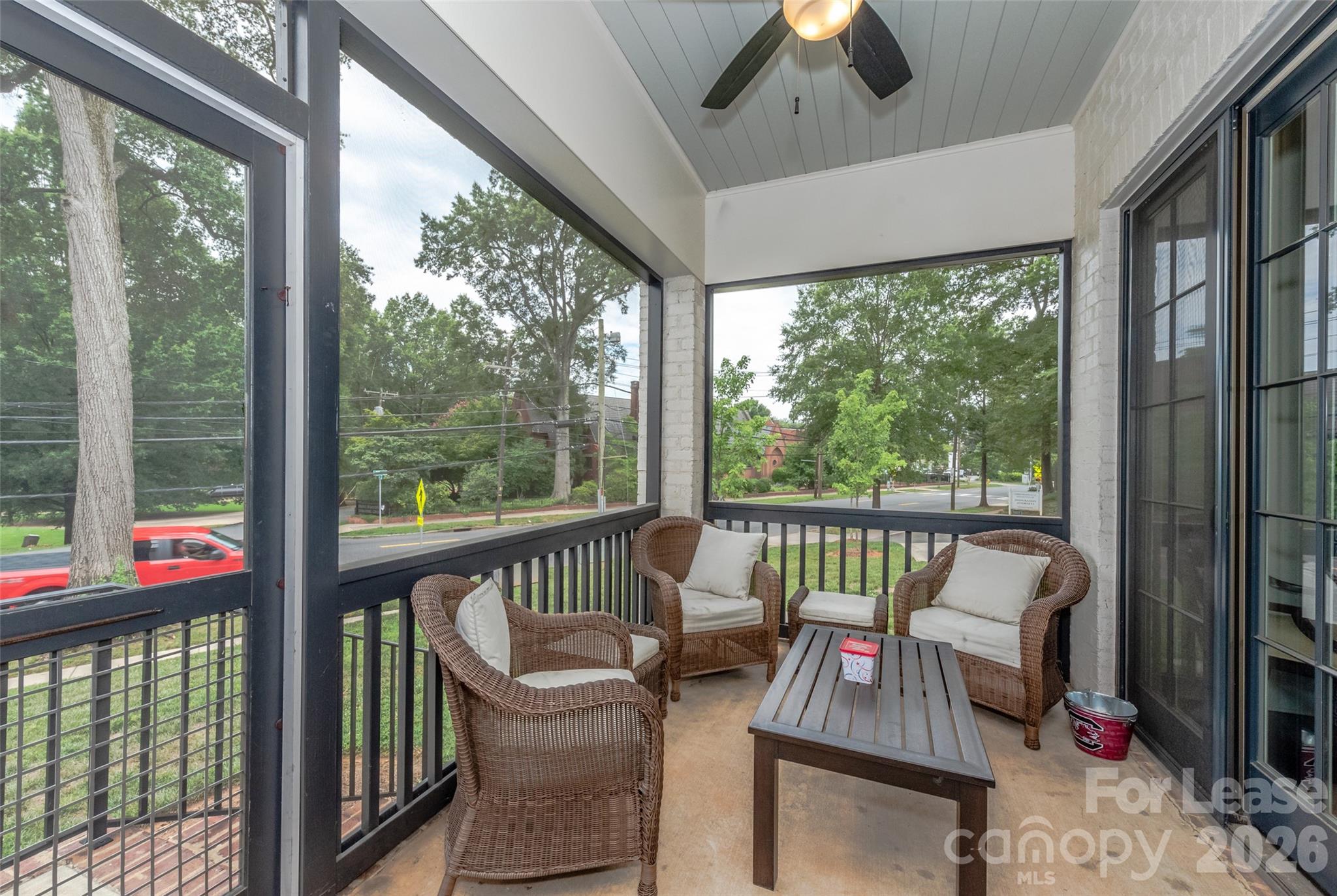 405 Louise Avenue Property Photo 17