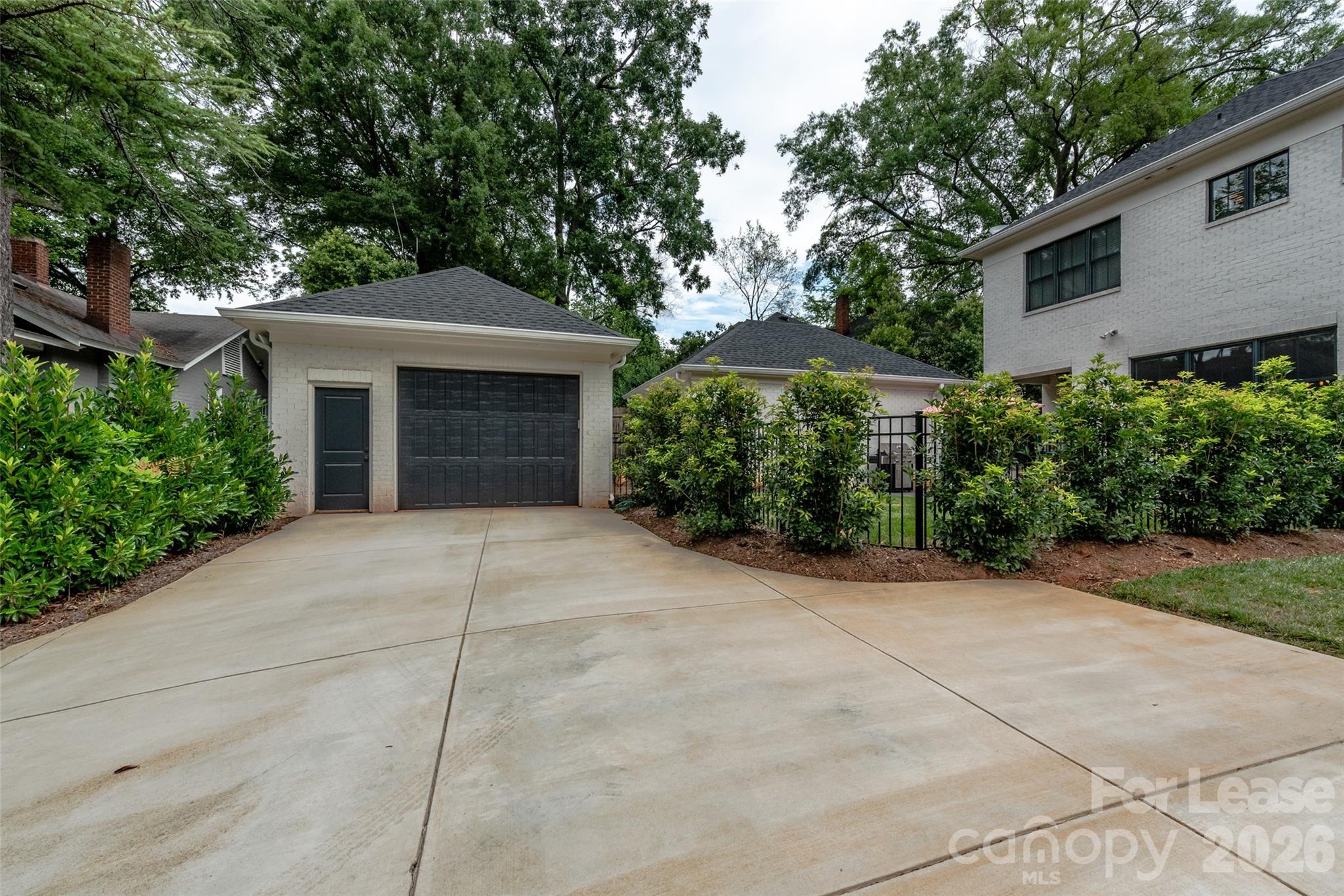 405 Louise Avenue Property Photo 18
