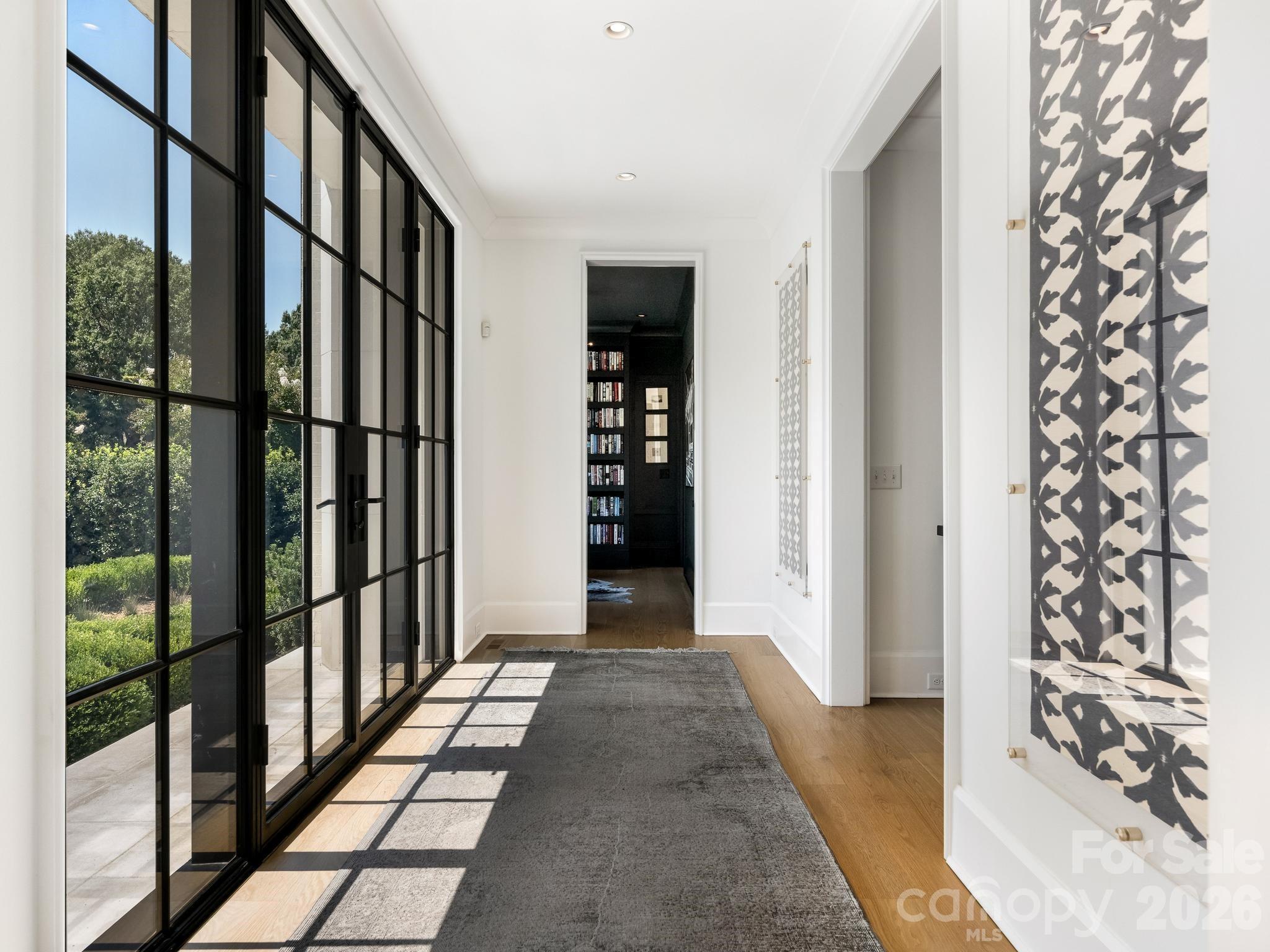2422 Ferncliff Road Property Photo 6