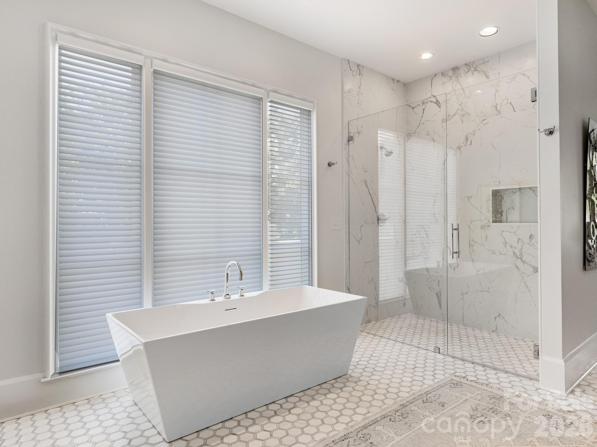 2422 Ferncliff Road Property Photo 23