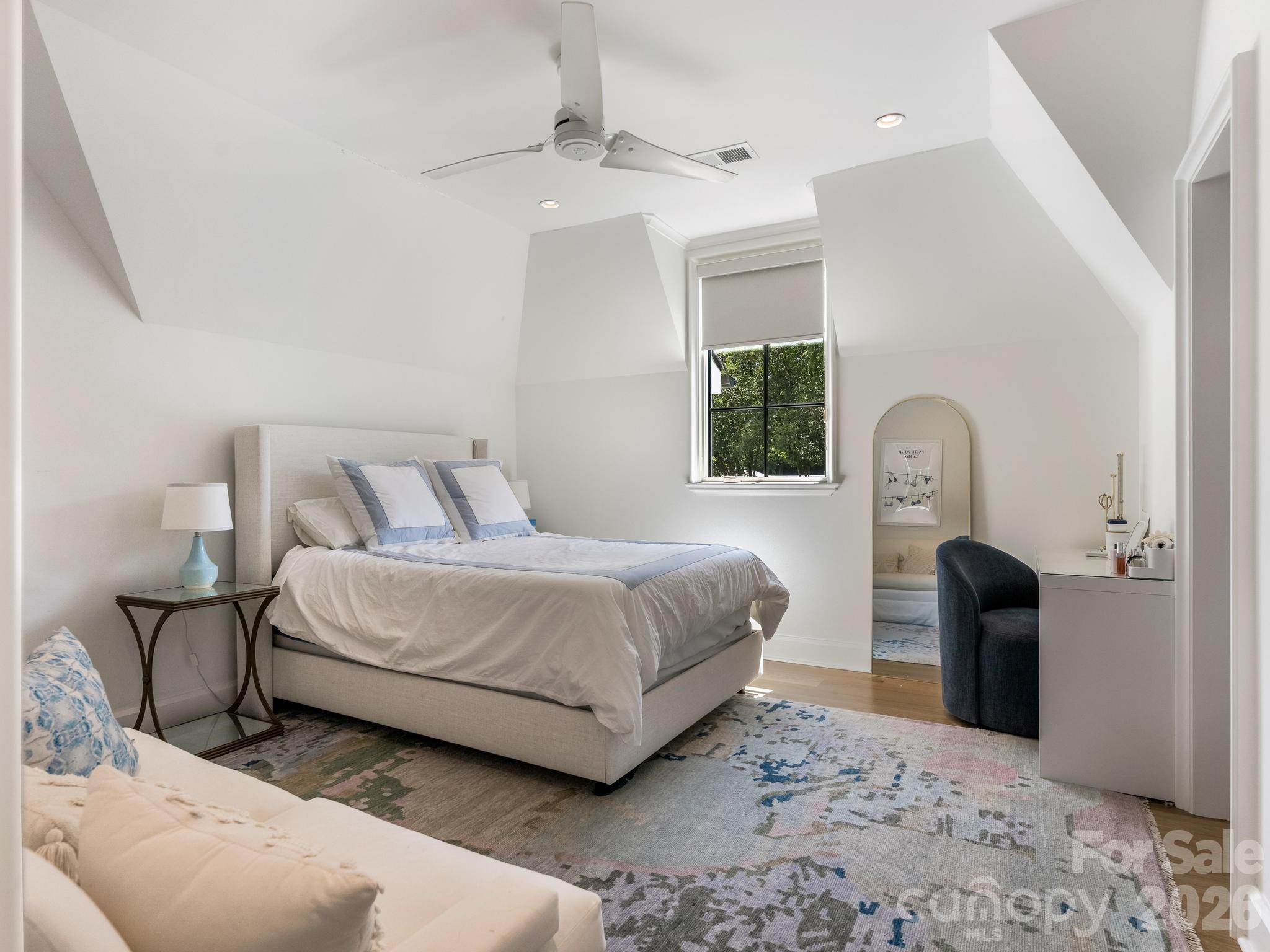 2422 Ferncliff Road Property Photo 30