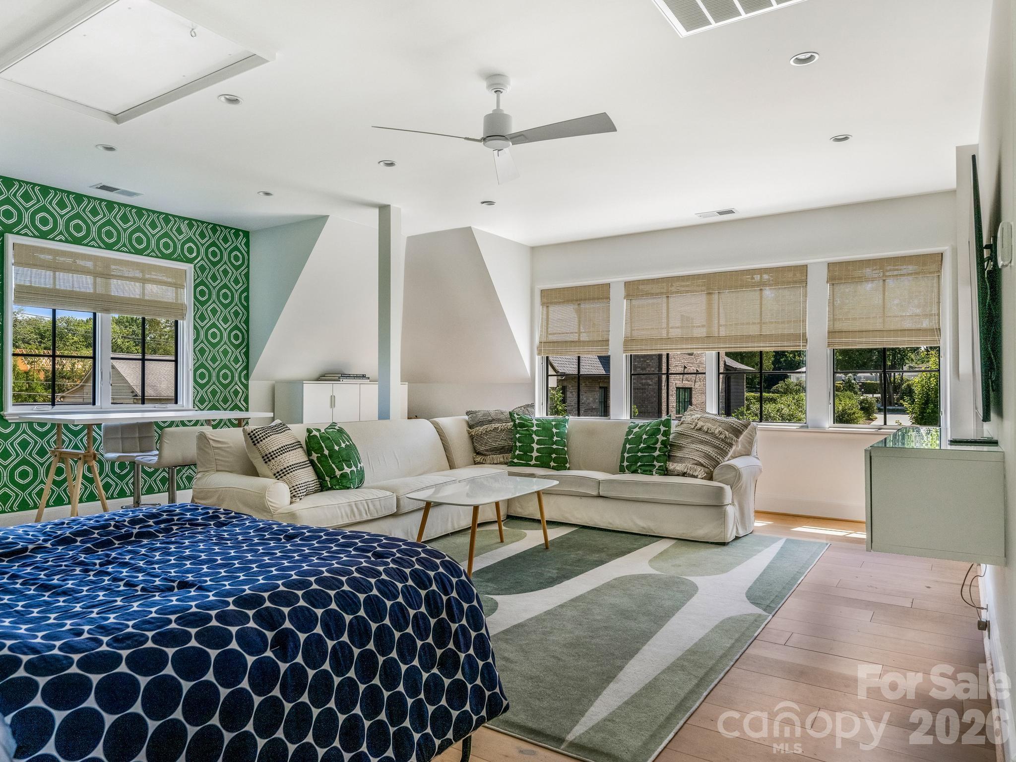 2422 Ferncliff Road Property Photo 46