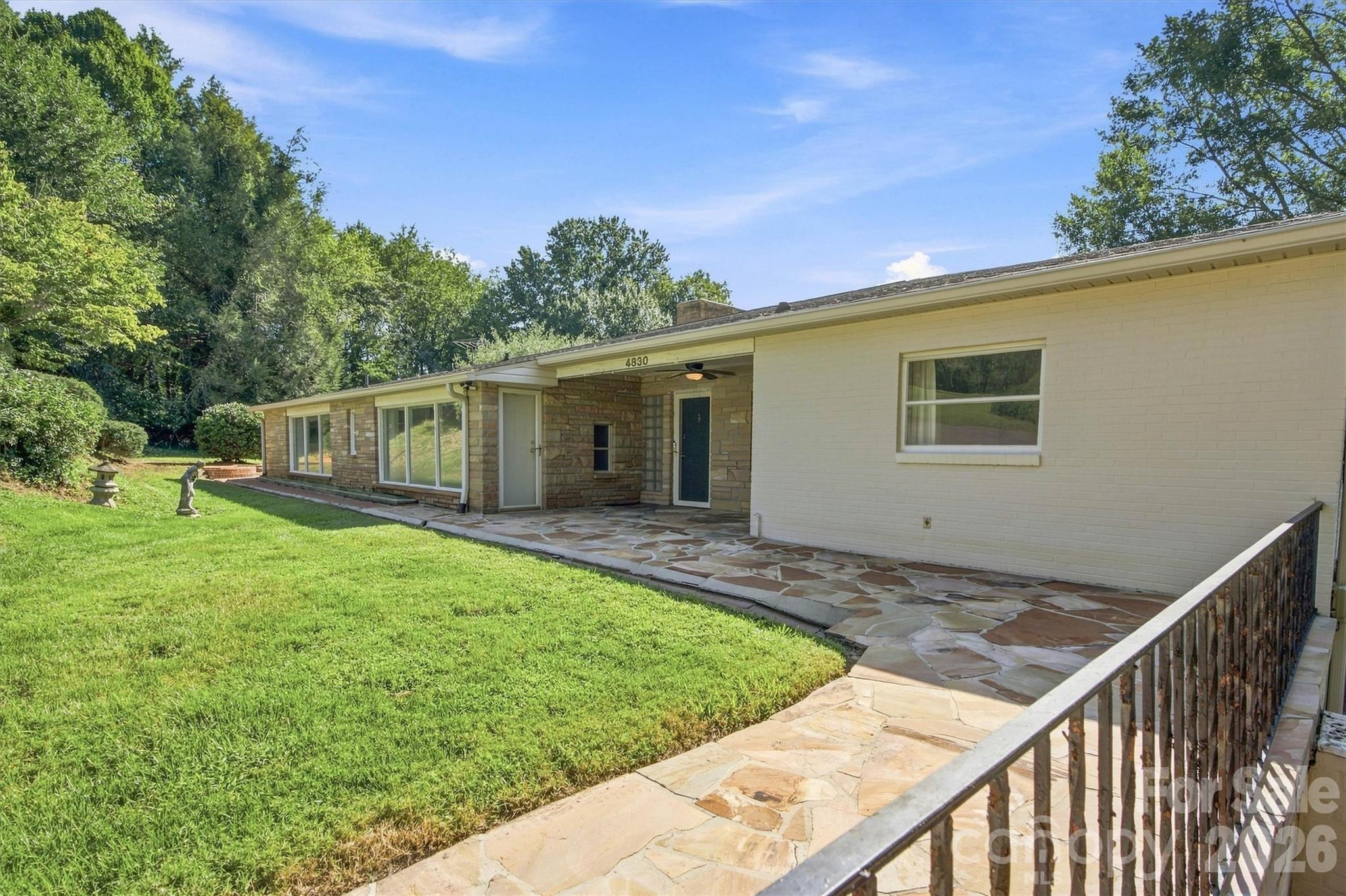 4830 N Center Street Property Photo 8