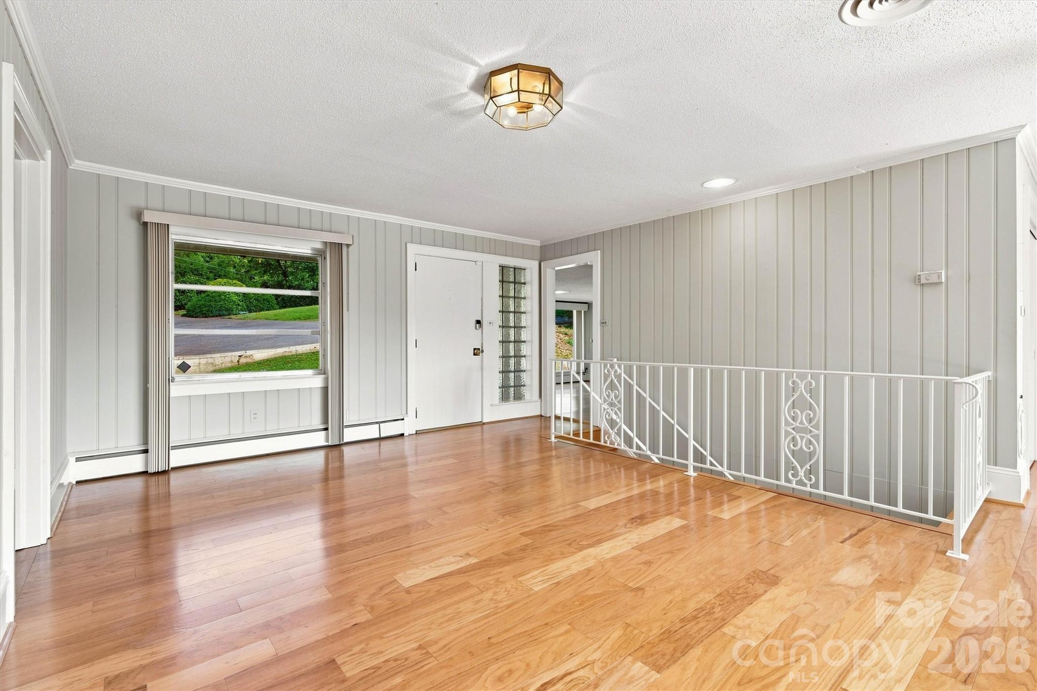 4830 N Center Street Property Photo 11
