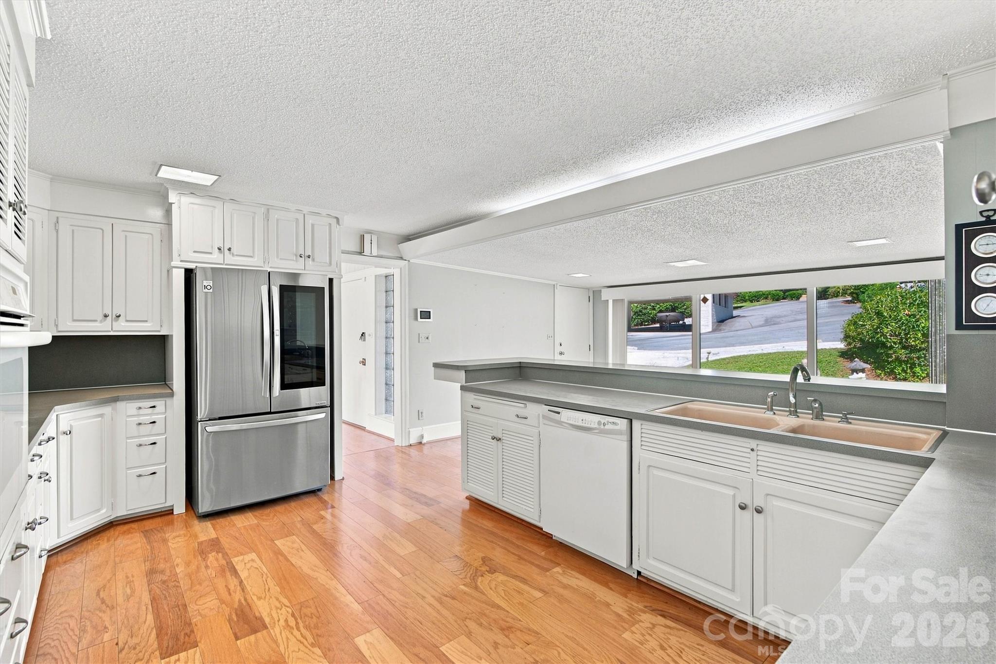 4830 N Center Street Property Photo 15
