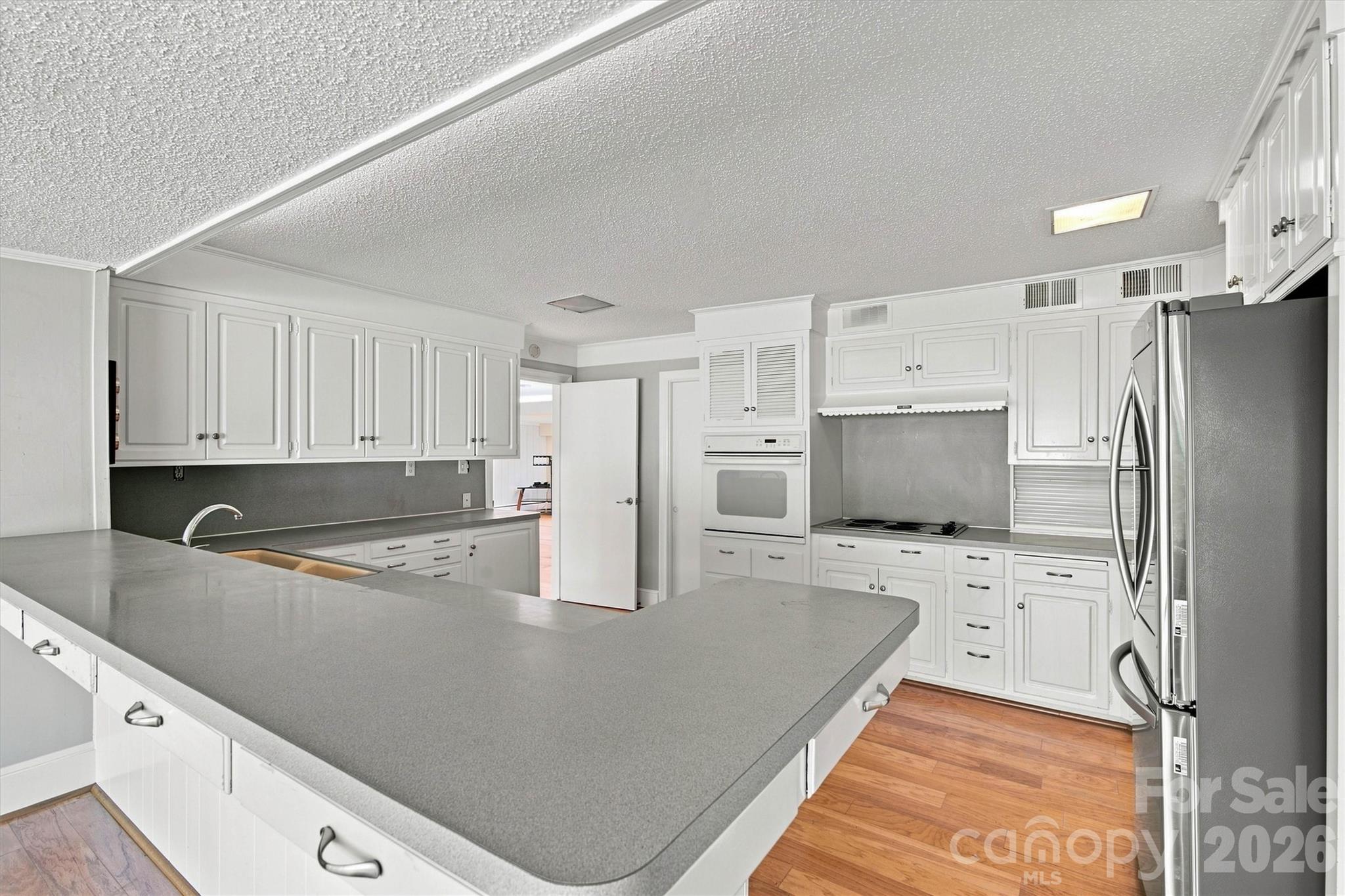 4830 N Center Street Property Photo 16