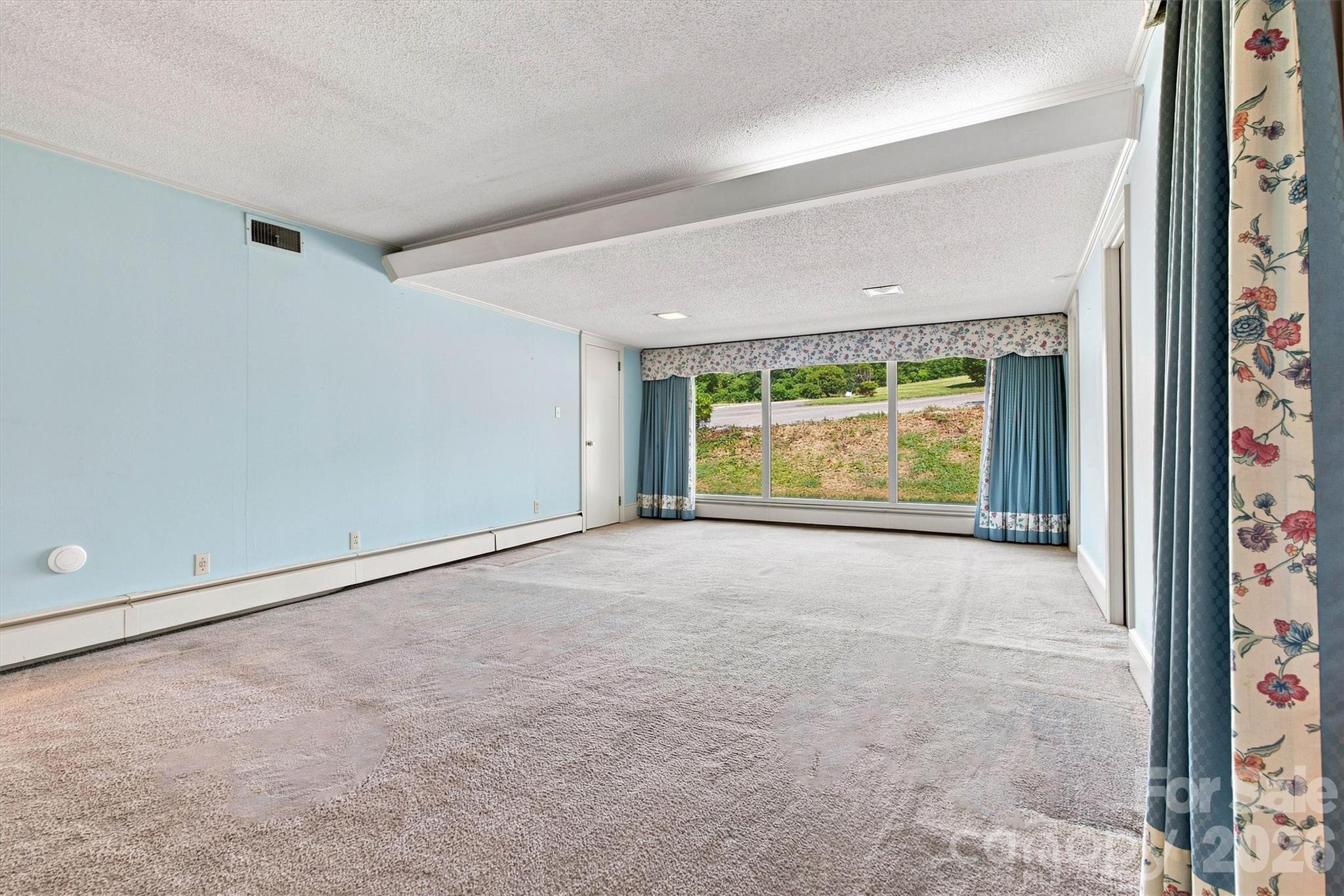 4830 N Center Street Property Photo 20