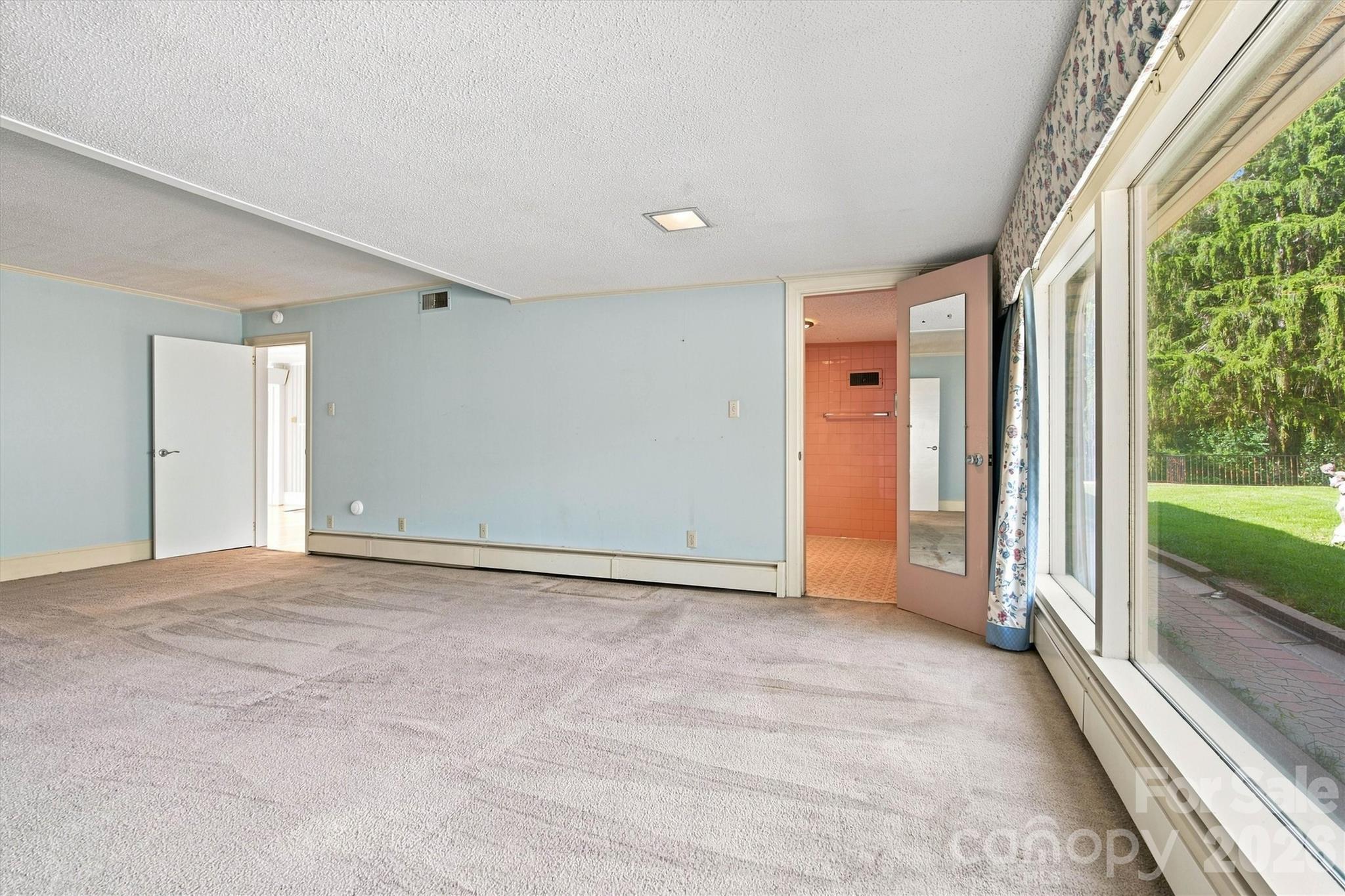 4830 N Center Street Property Photo 21