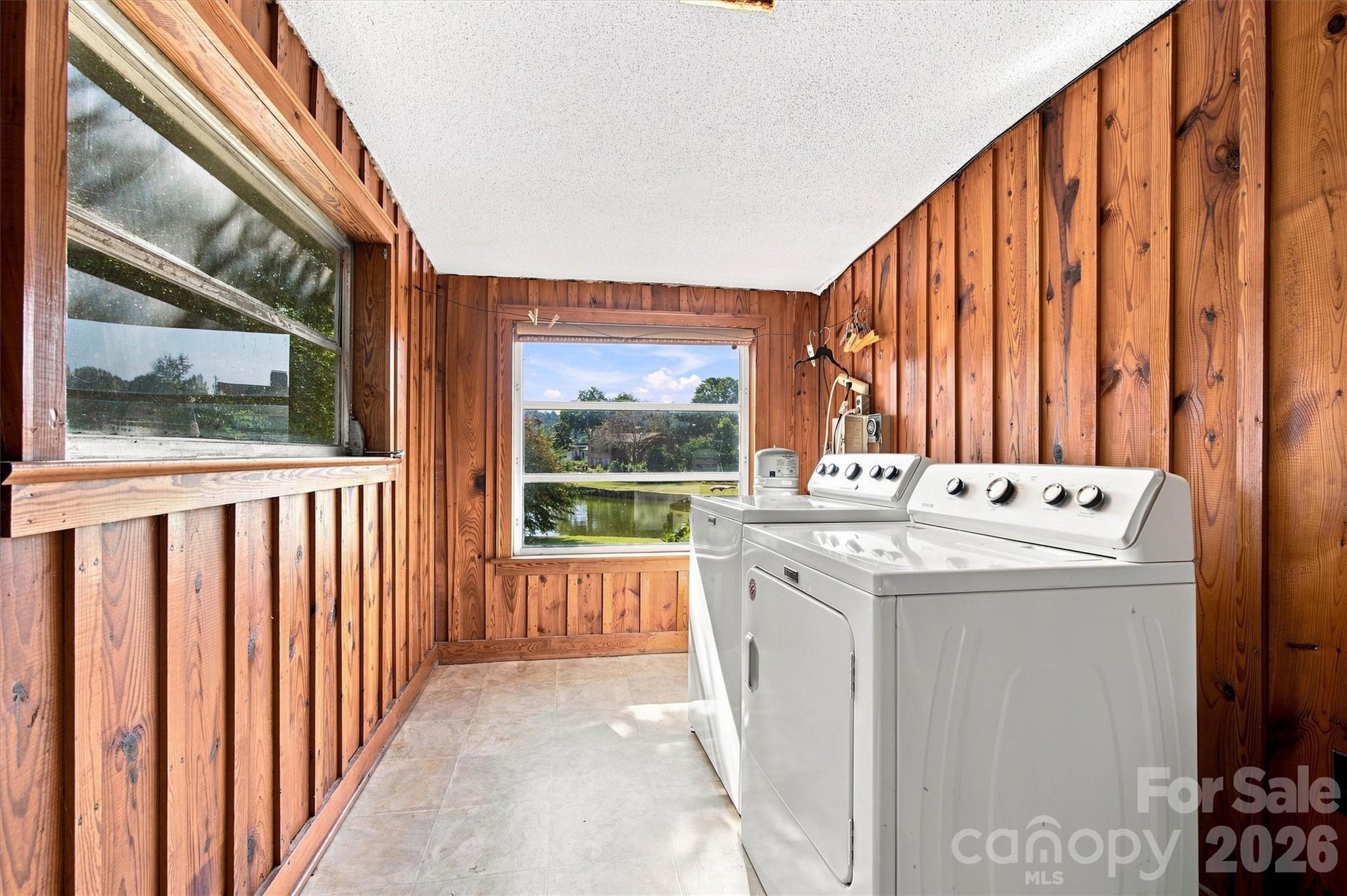 4830 N Center Street Property Photo 24