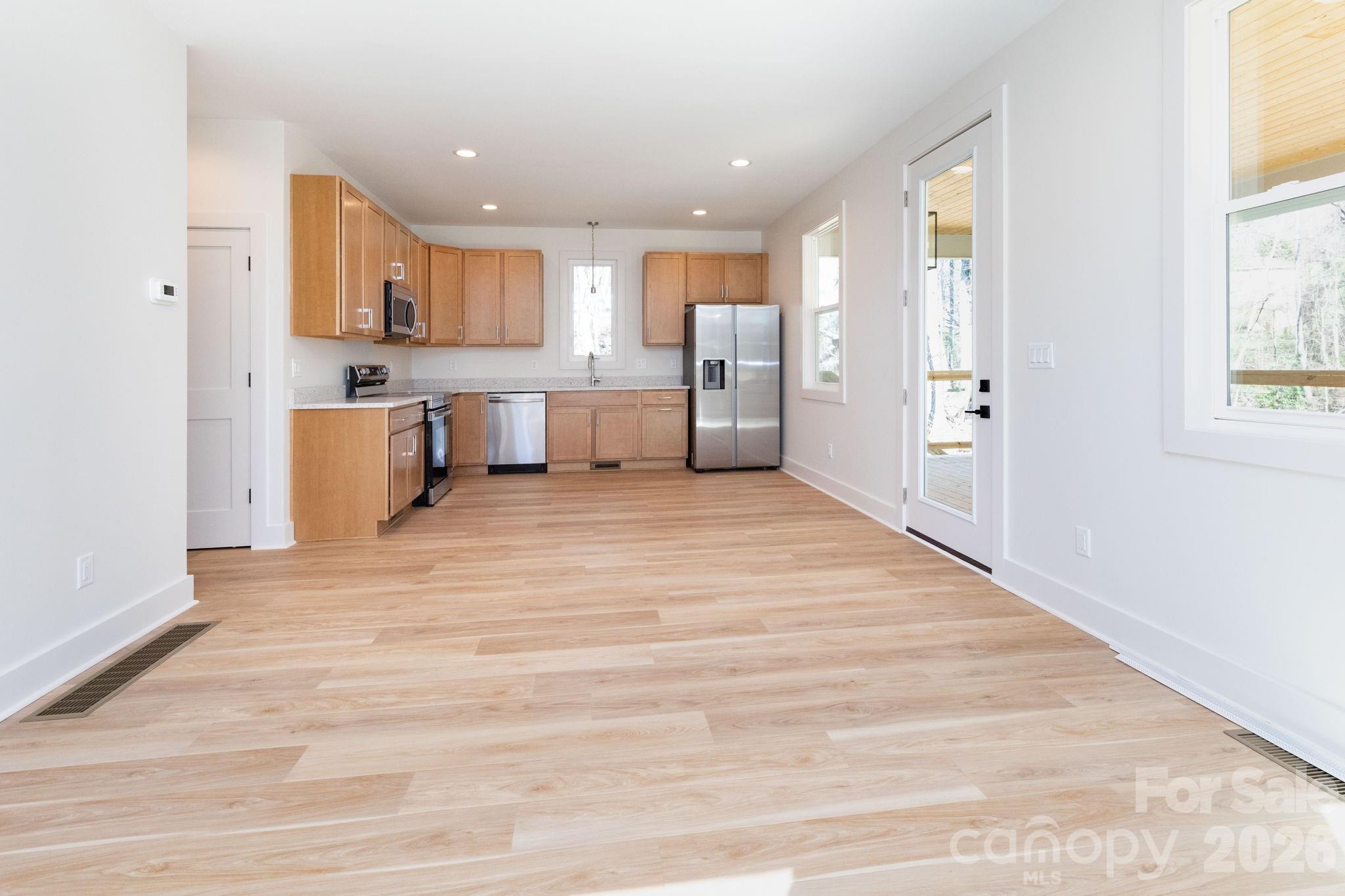137 E Arbutus Trail Property Photo 10