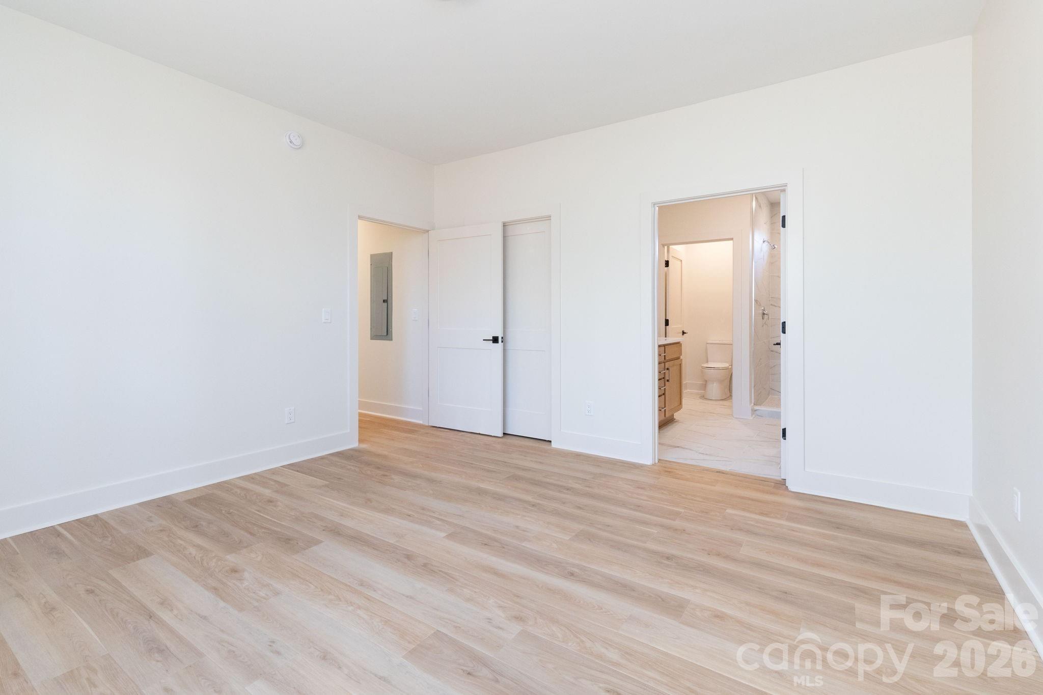 137 E Arbutus Trail Property Photo 17