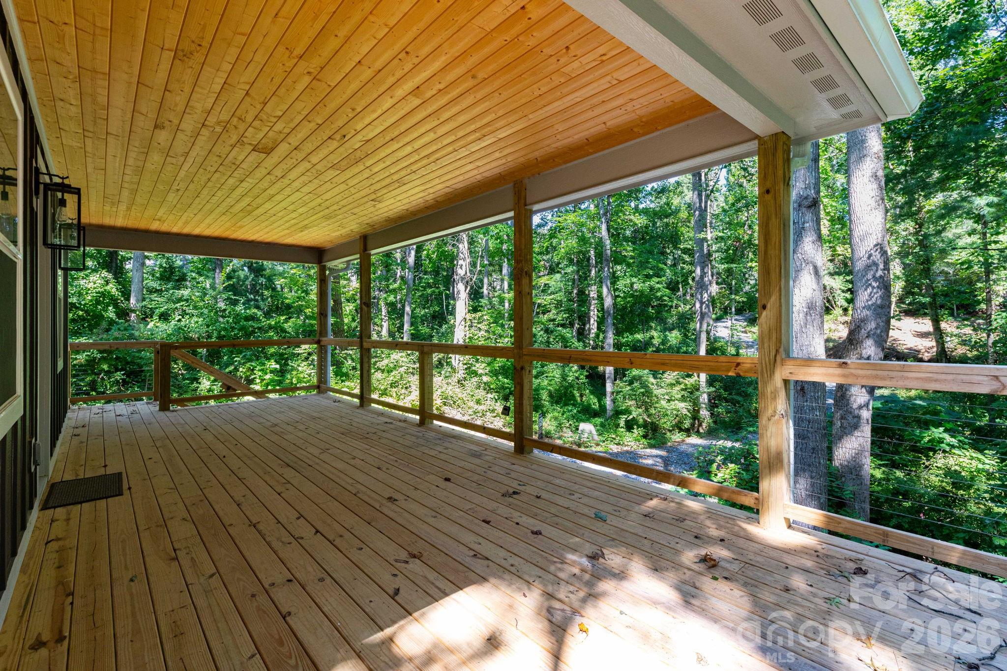 137 E Arbutus Trail Property Photo 22