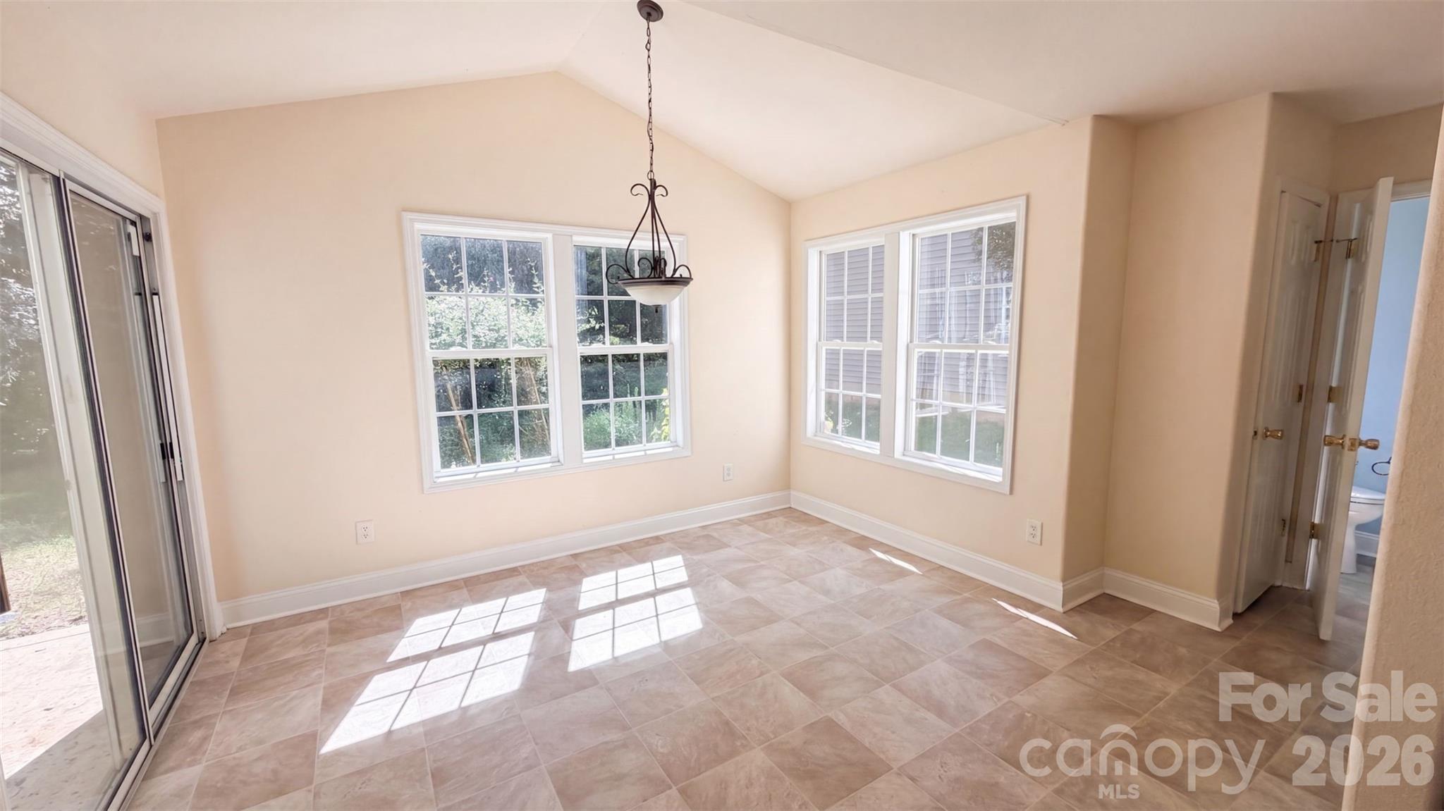 1750 Wilburn Park Lane Property Photo 4