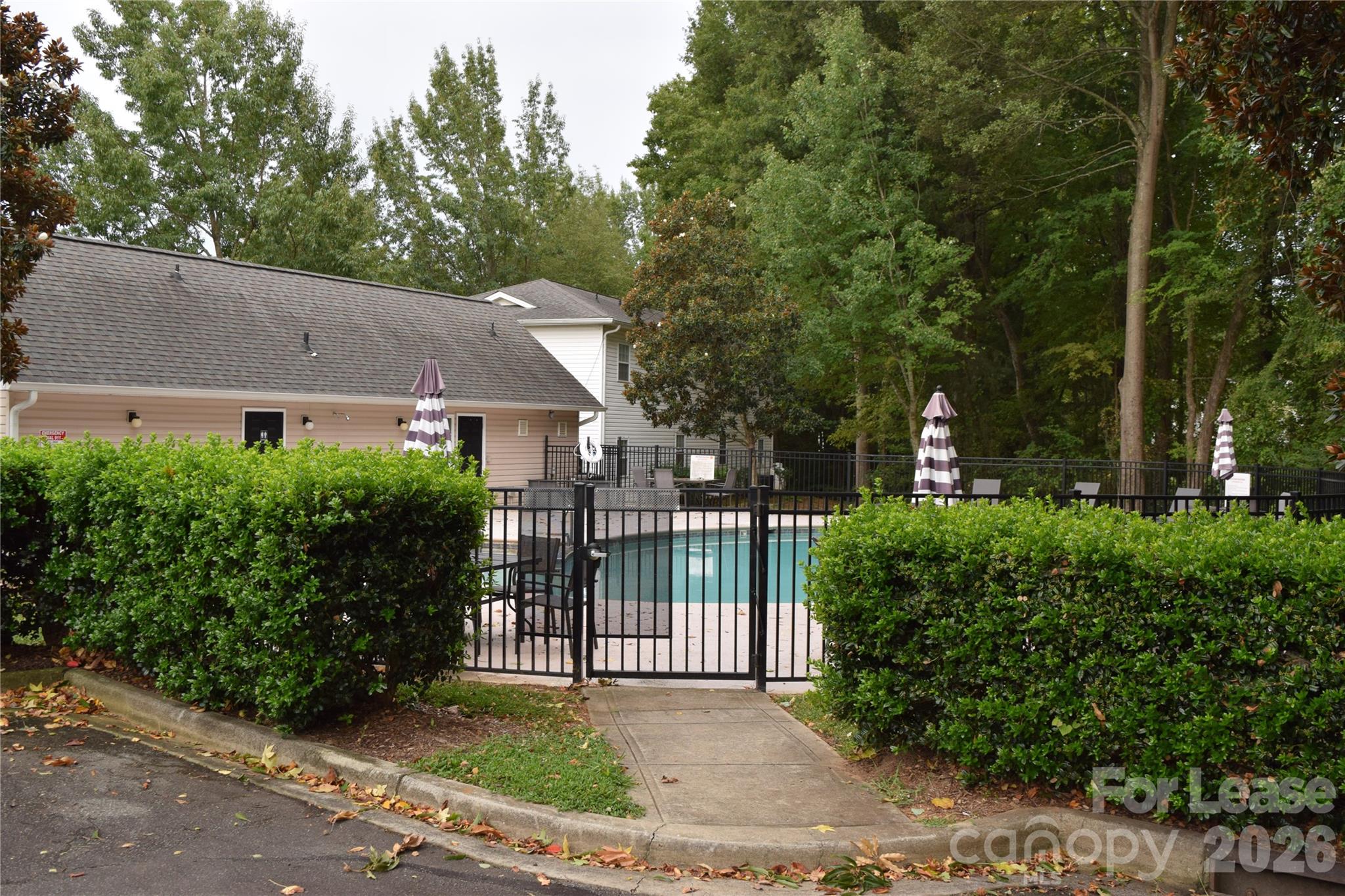 19919 Weeping Water Run Property Photo 34