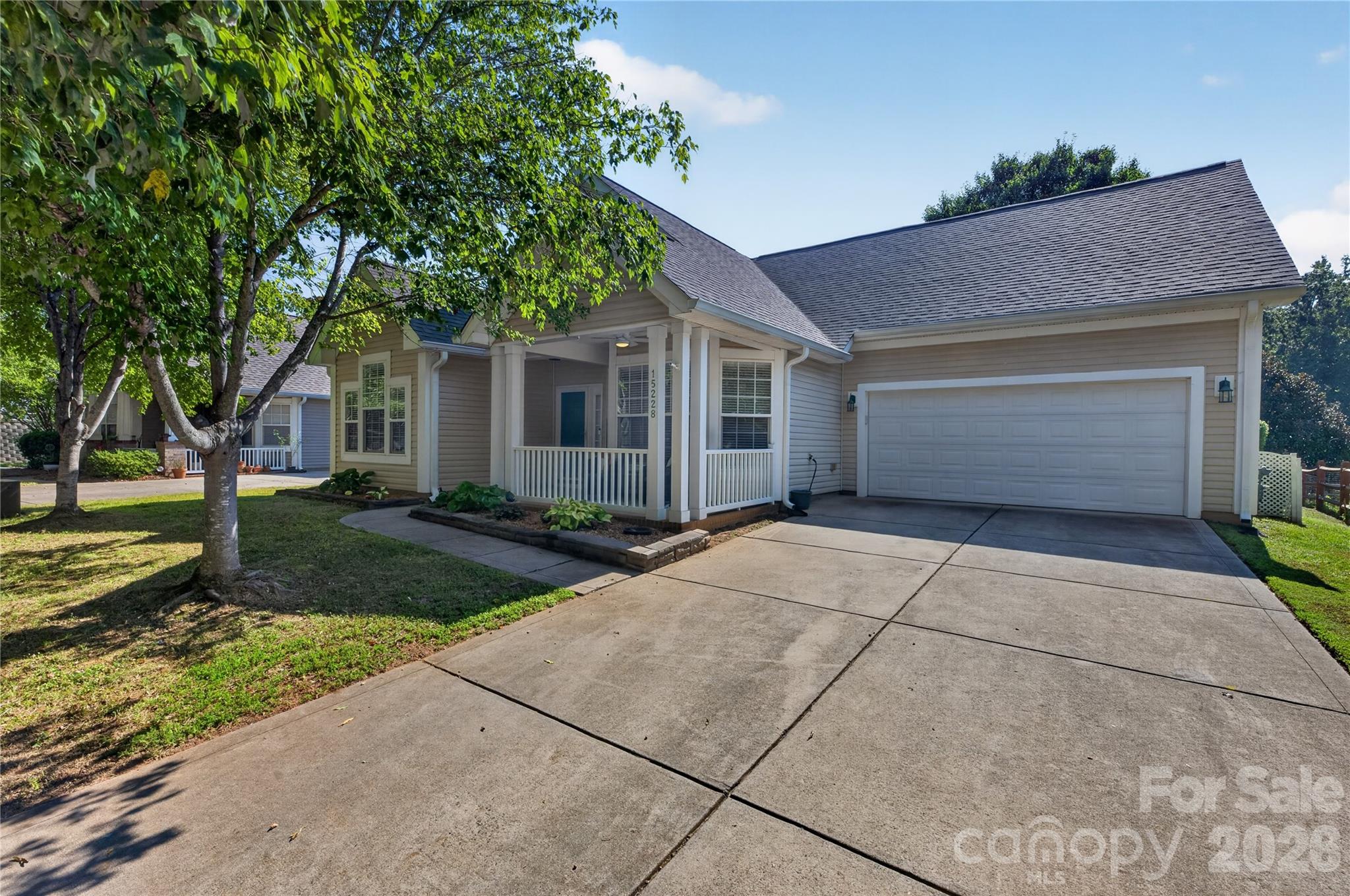 15228 Carrington Ridge Drive Property Photo 2