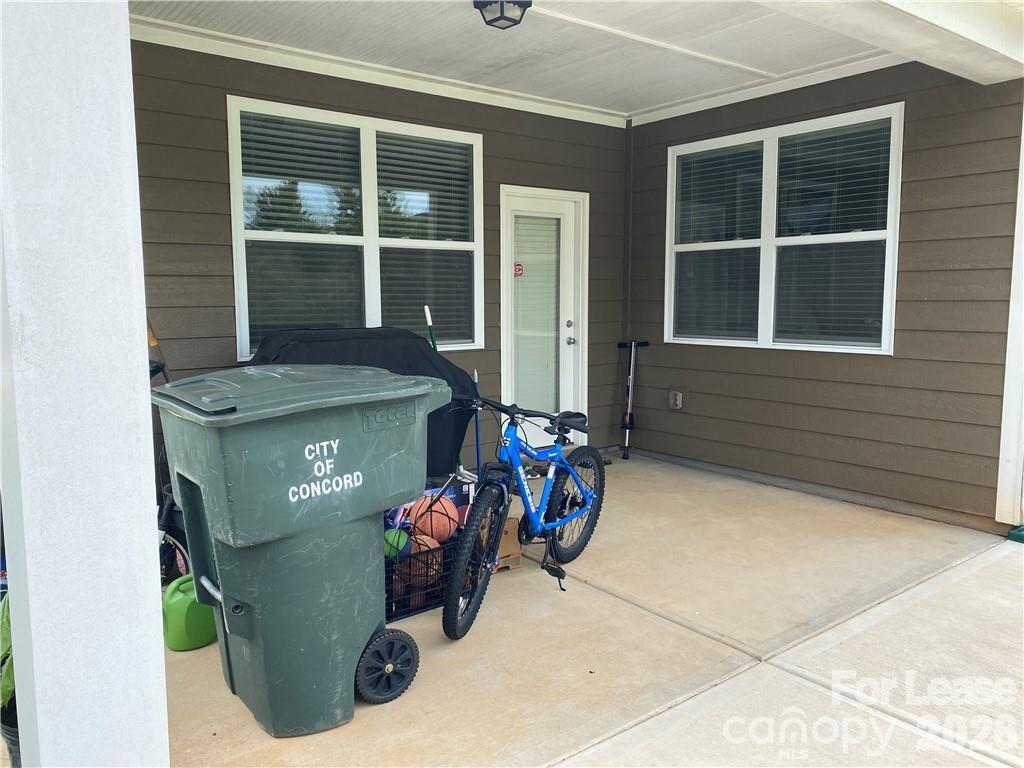 10297 Shrader Street Property Photo 12